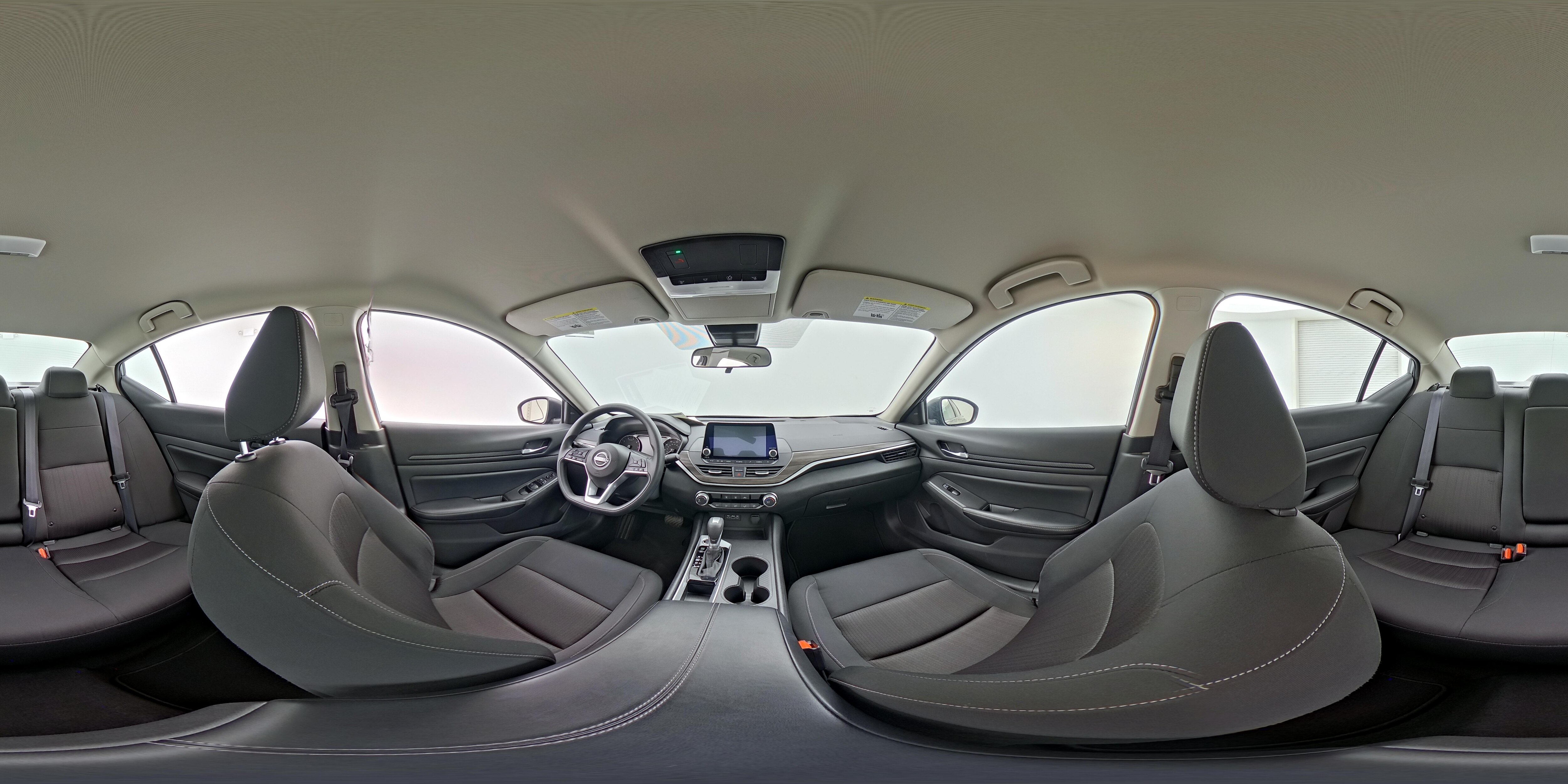 2025 Nissan Altima SV - Photo 15