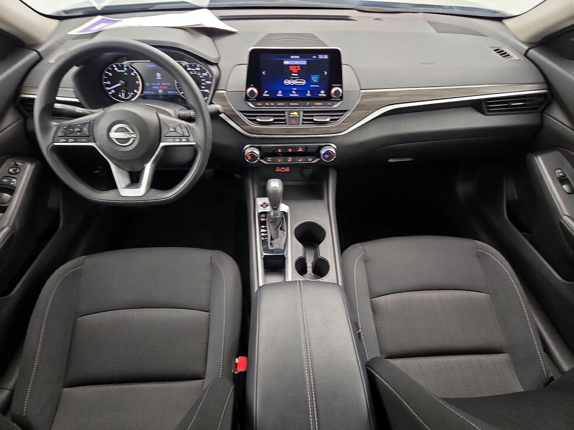 Thumbnail: 2025 Nissan Altima - 9