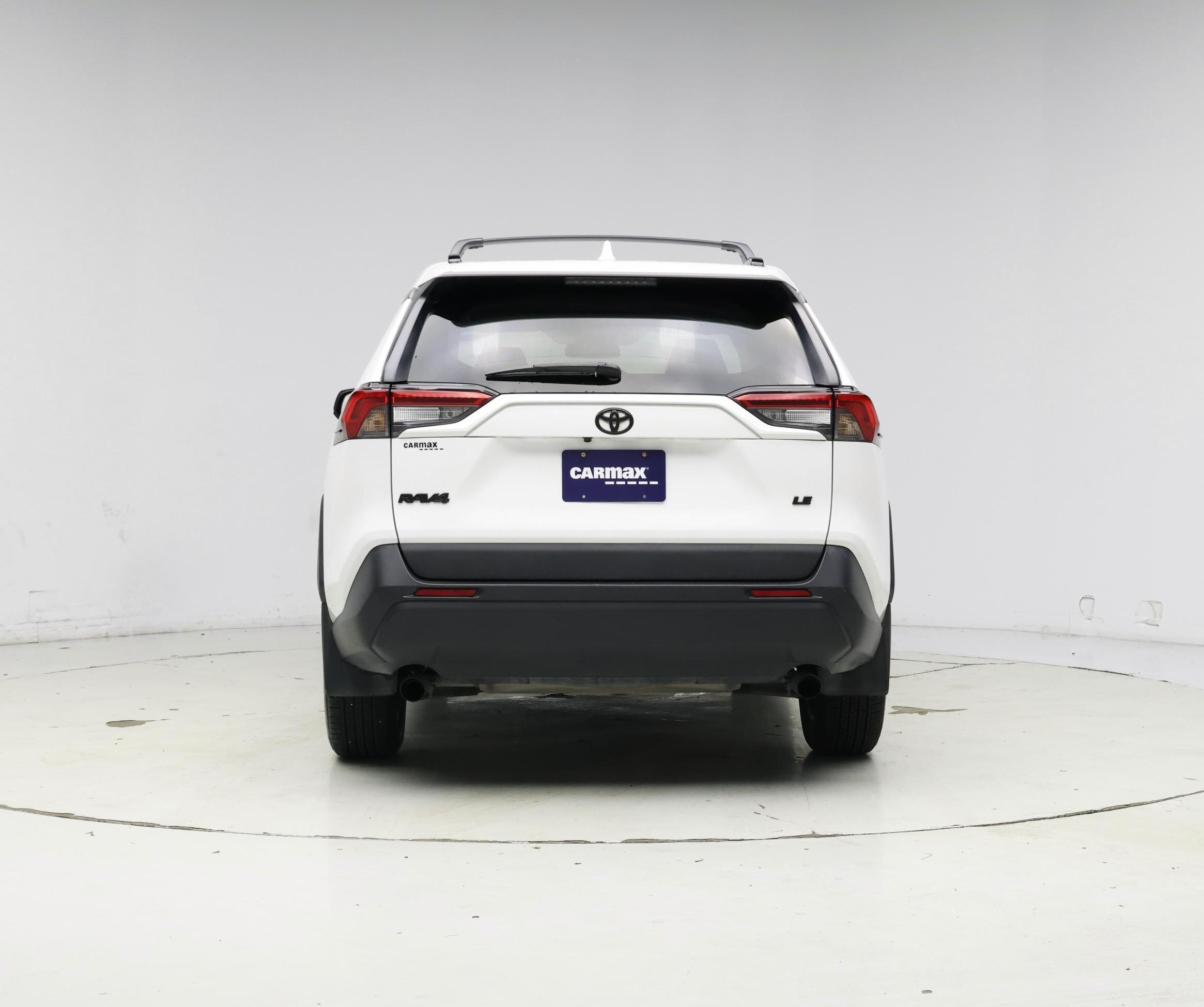 Thumbnail: 2021 Toyota RAV4 - 6