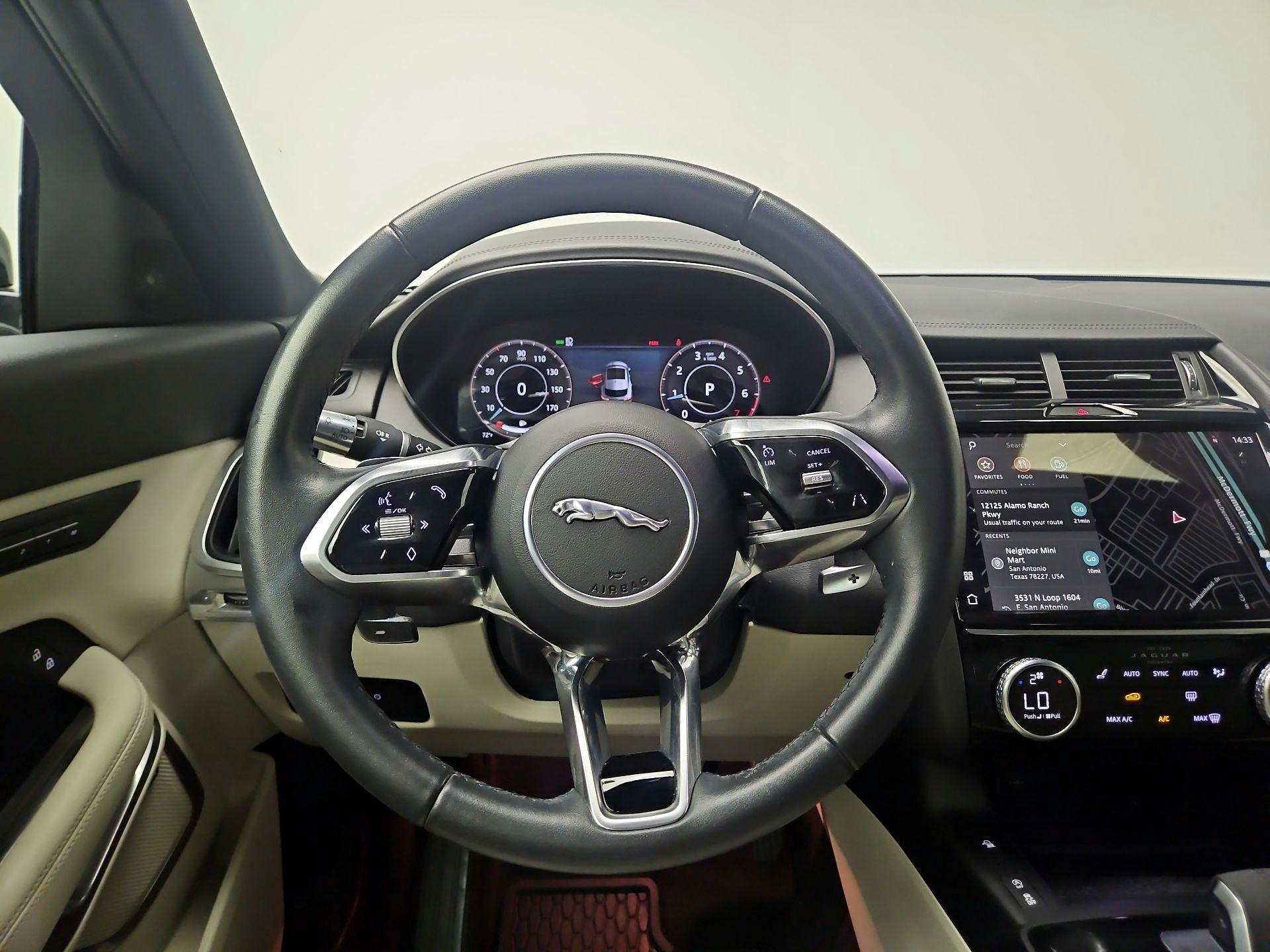 Thumbnail: 2022 Jaguar E-Pace - 10