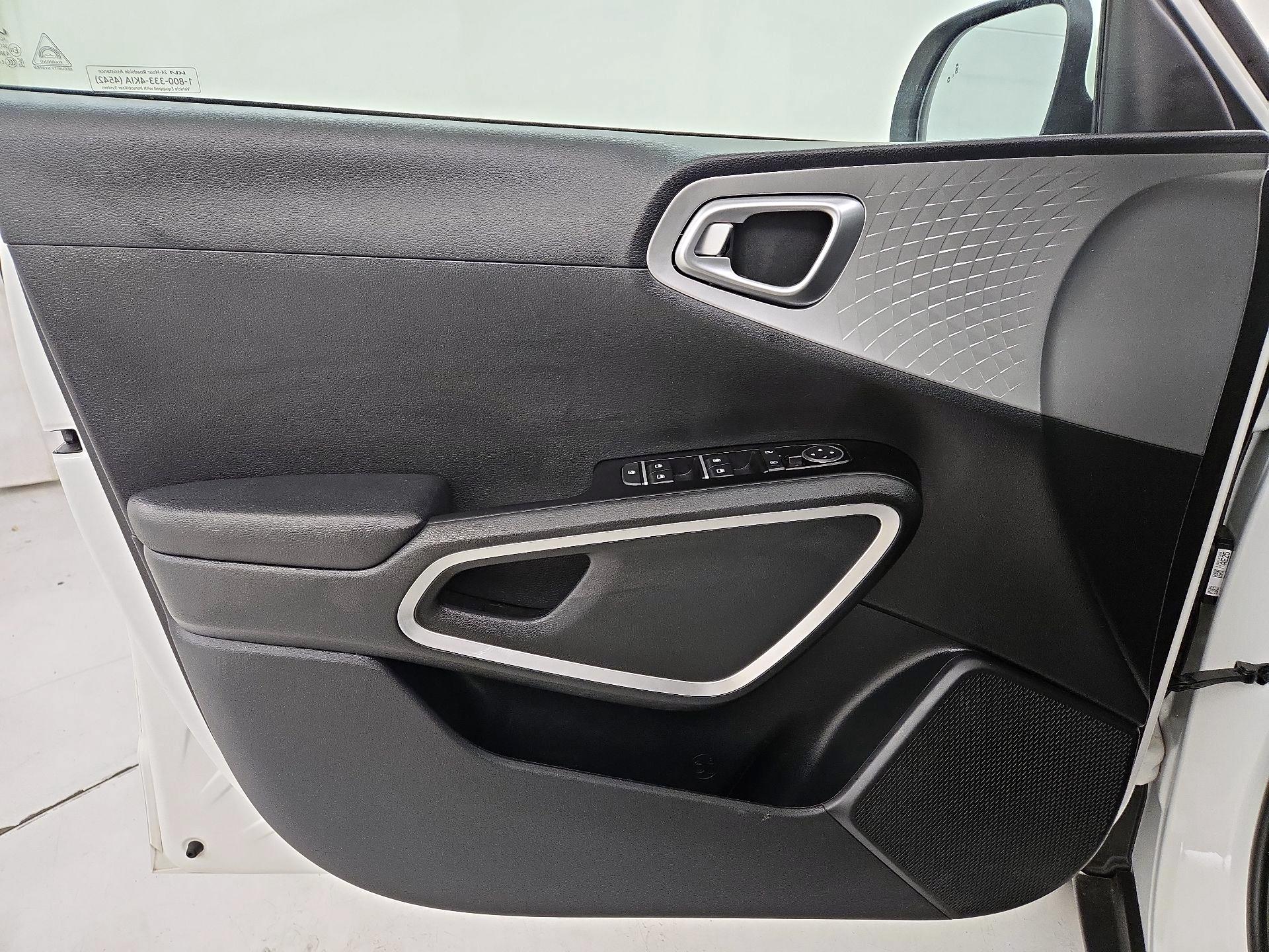 Thumbnail: 2025 Kia Soul - 12