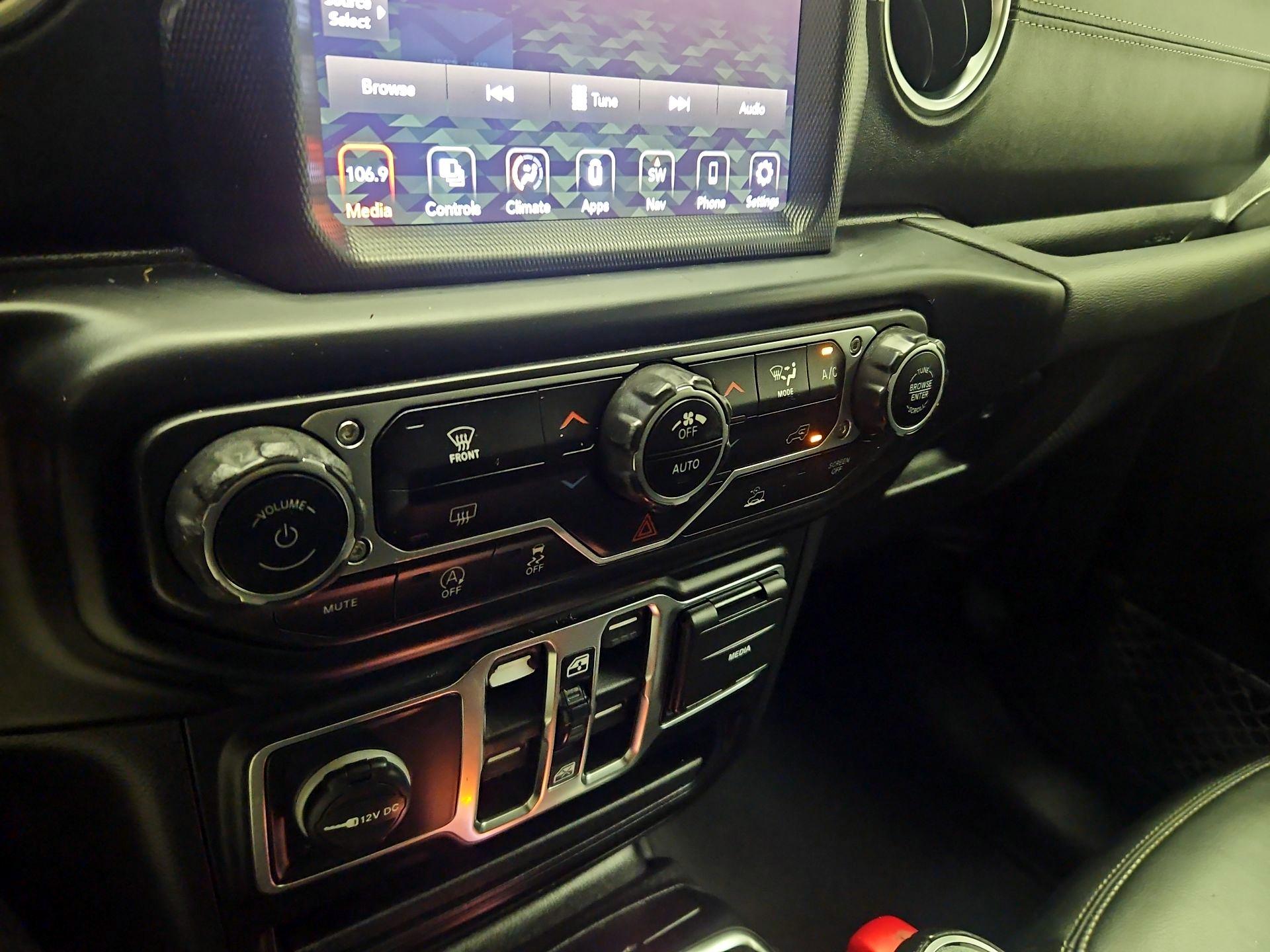 Thumbnail: 2021 Jeep Gladiator - 17