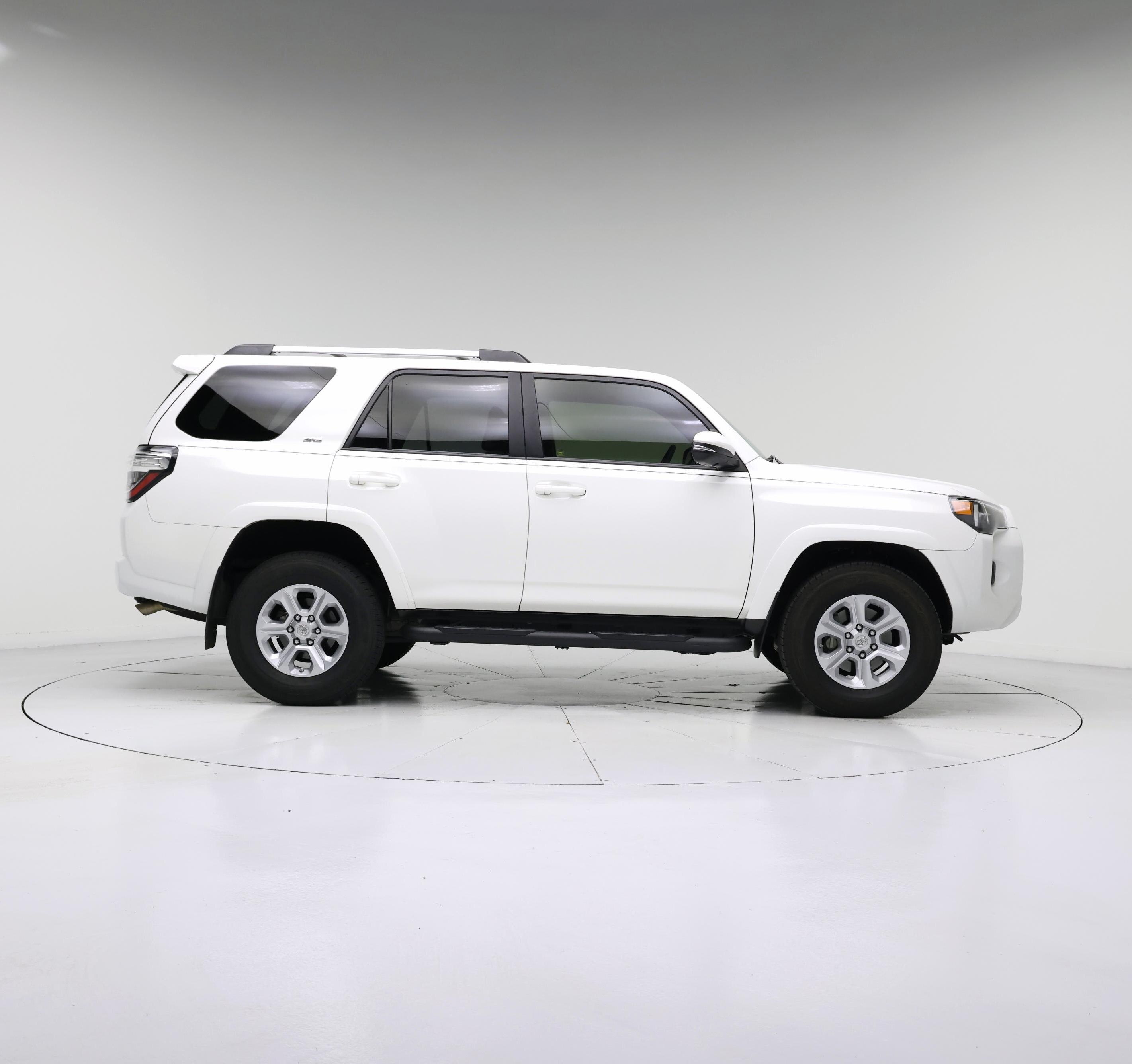 Thumbnail: 2020 Toyota 4Runner - 7