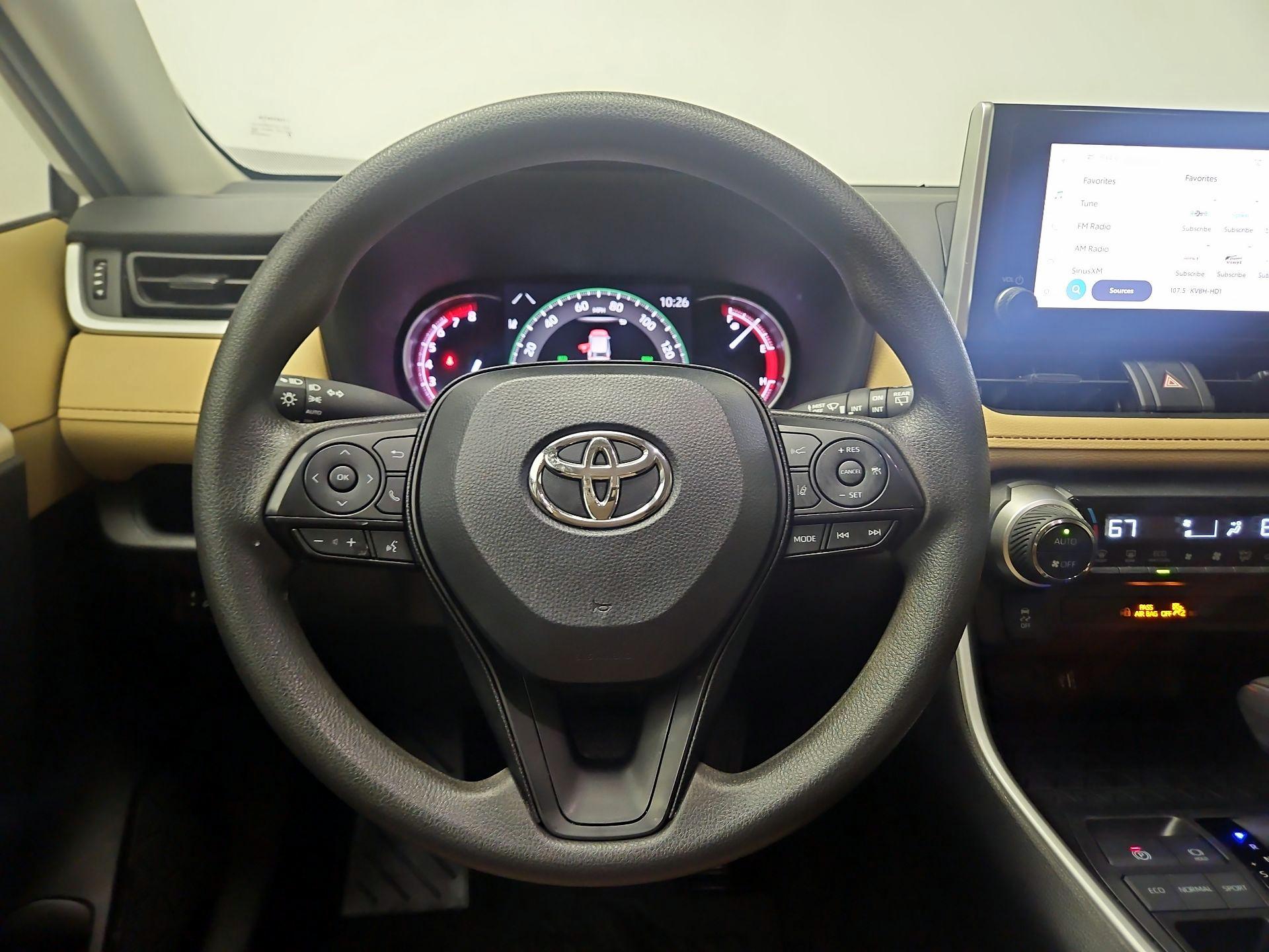 Thumbnail: 2025 Toyota RAV4 - 10