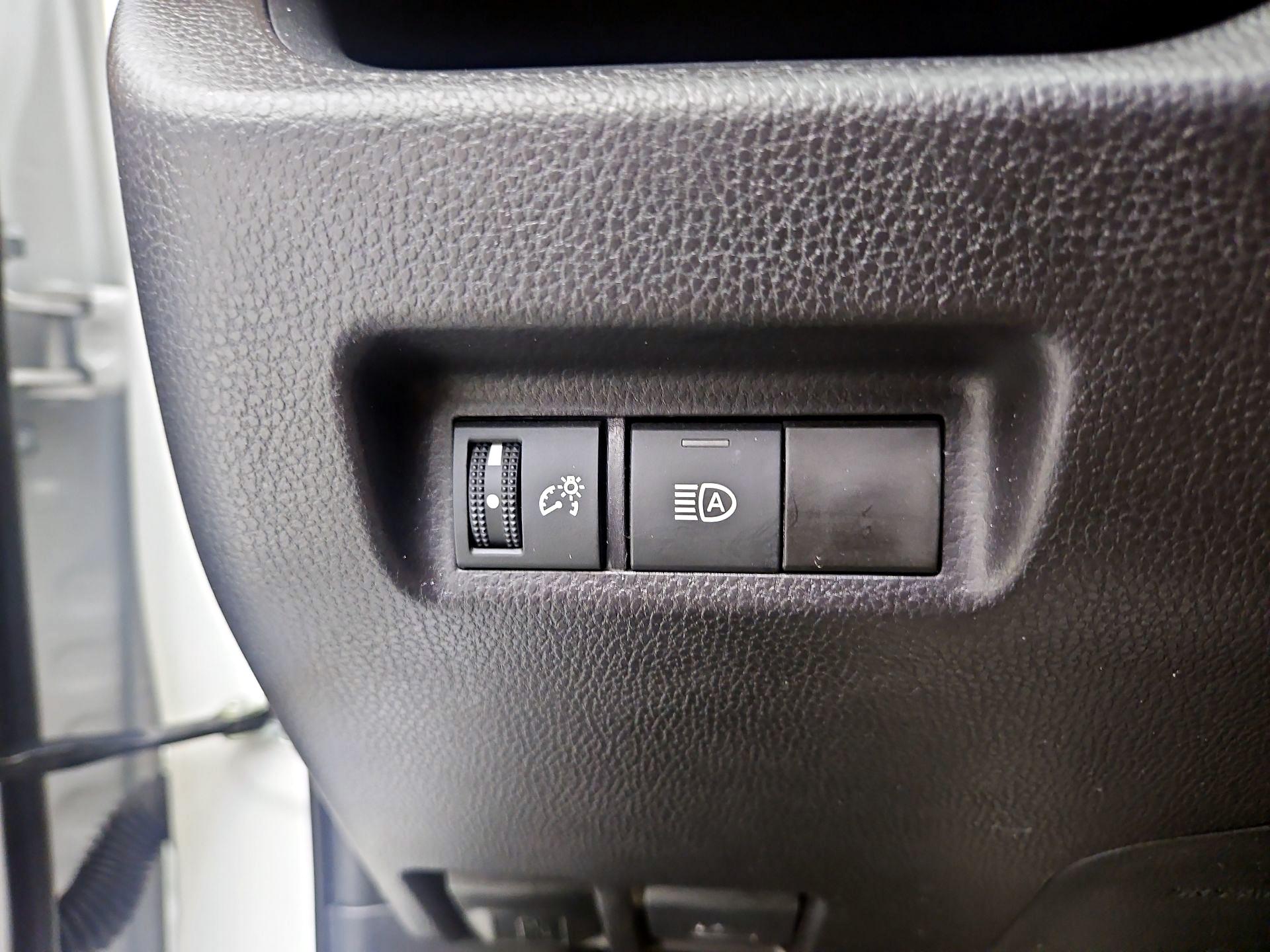 Thumbnail: 2025 Toyota RAV4 - 13
