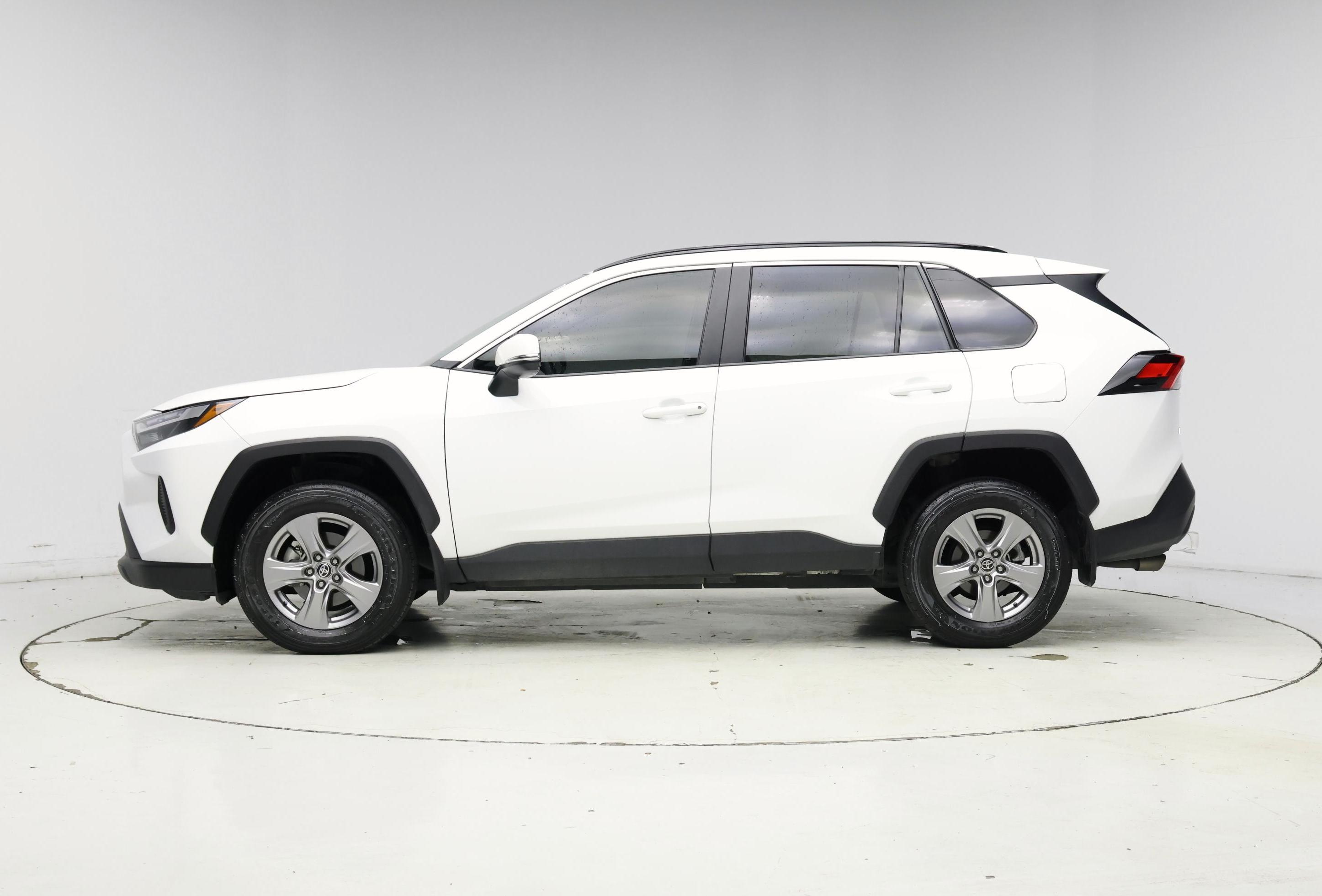 Thumbnail: 2025 Toyota RAV4 - 3