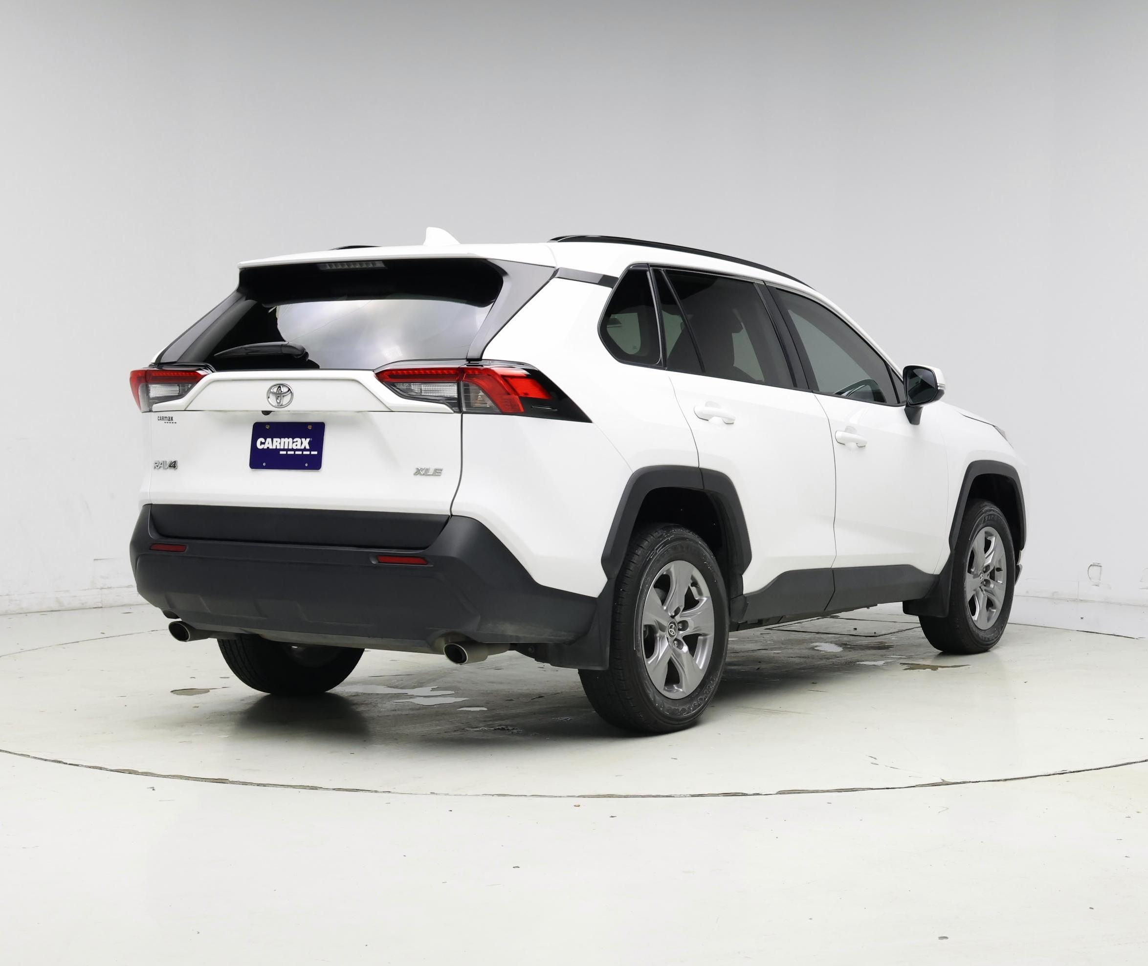 Thumbnail: 2025 Toyota RAV4 - 8