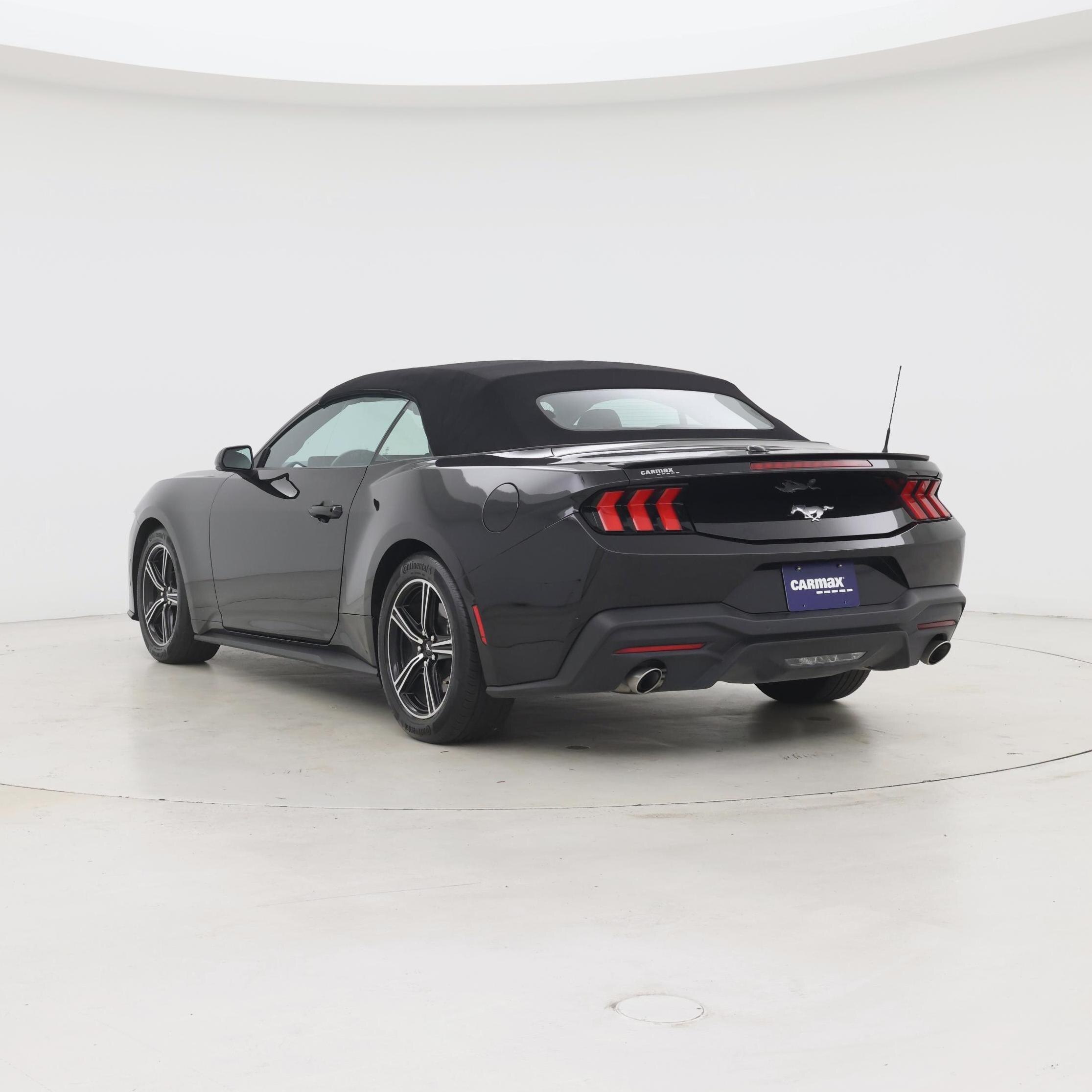 Thumbnail: 2025 Ford Mustang - 2