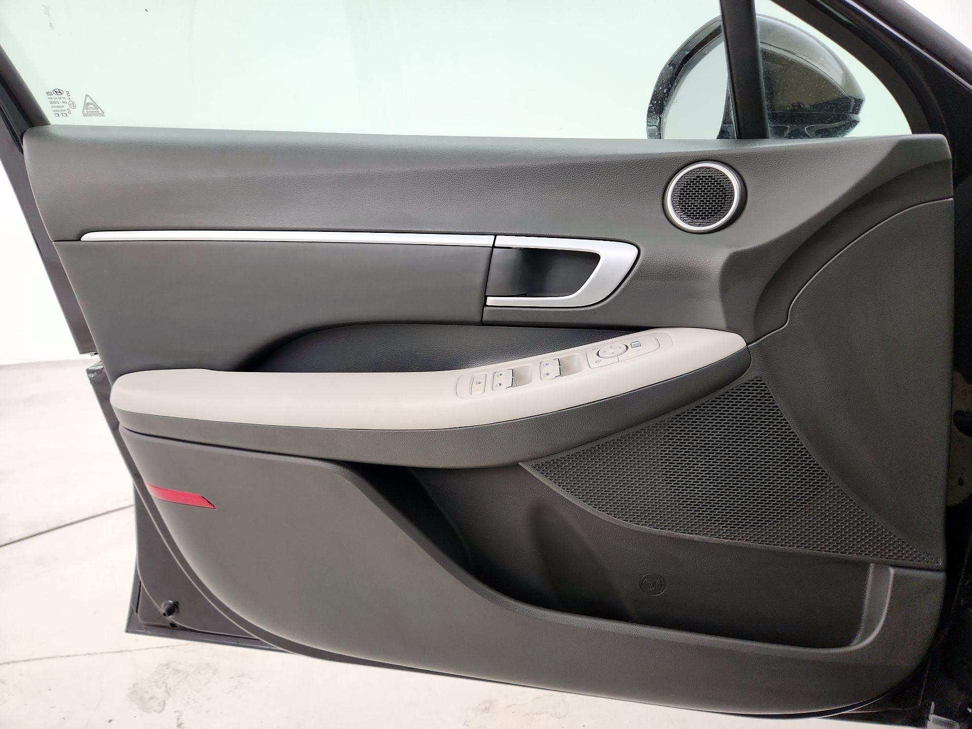 Thumbnail: 2025 Hyundai Sonata - 12