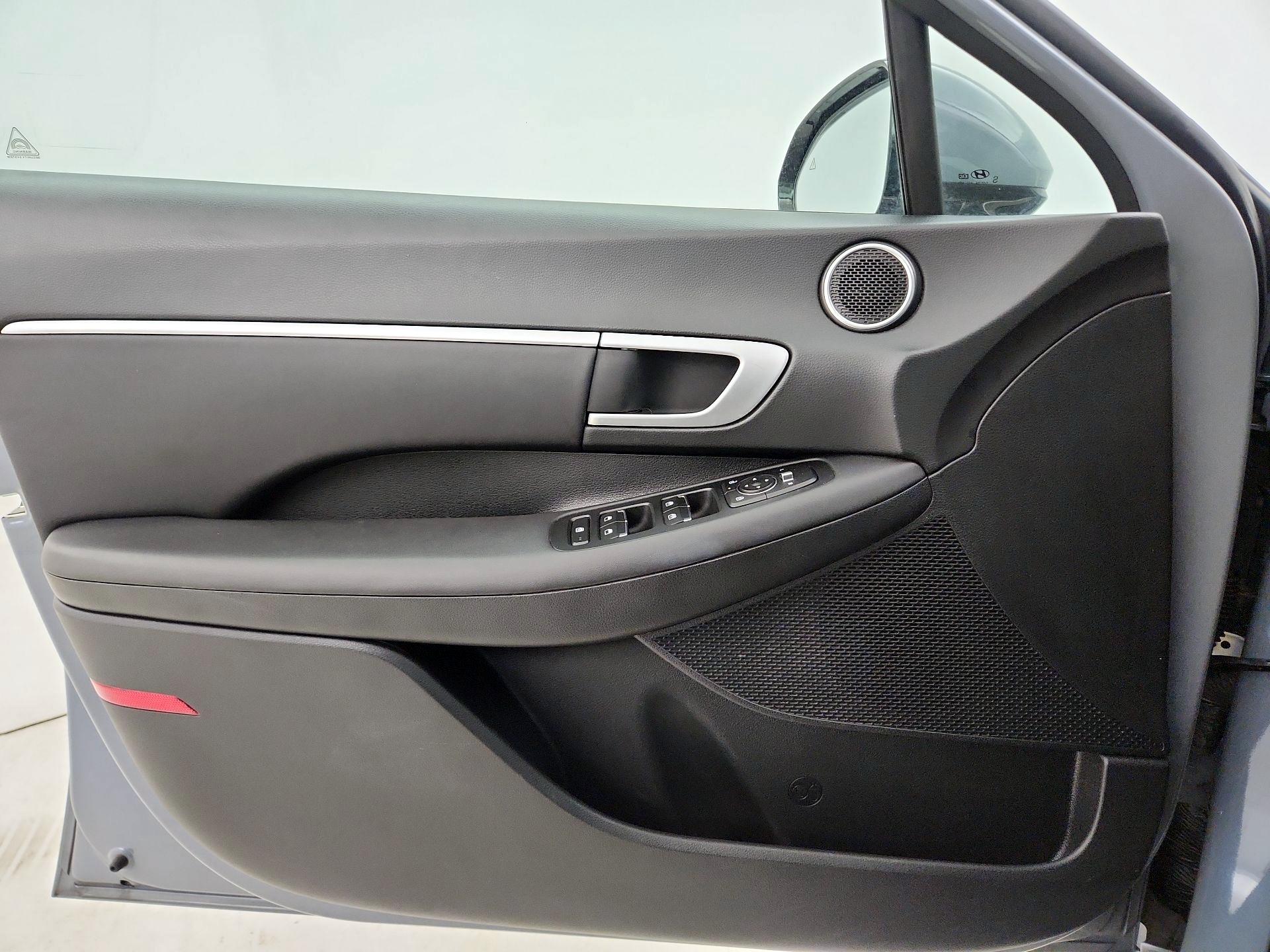 Thumbnail: 2025 Hyundai Sonata - 12