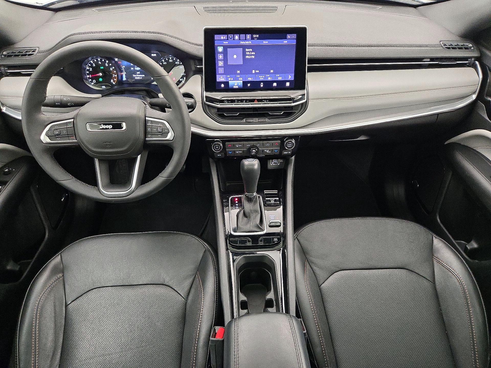 Thumbnail: 2023 Jeep Compass - 9