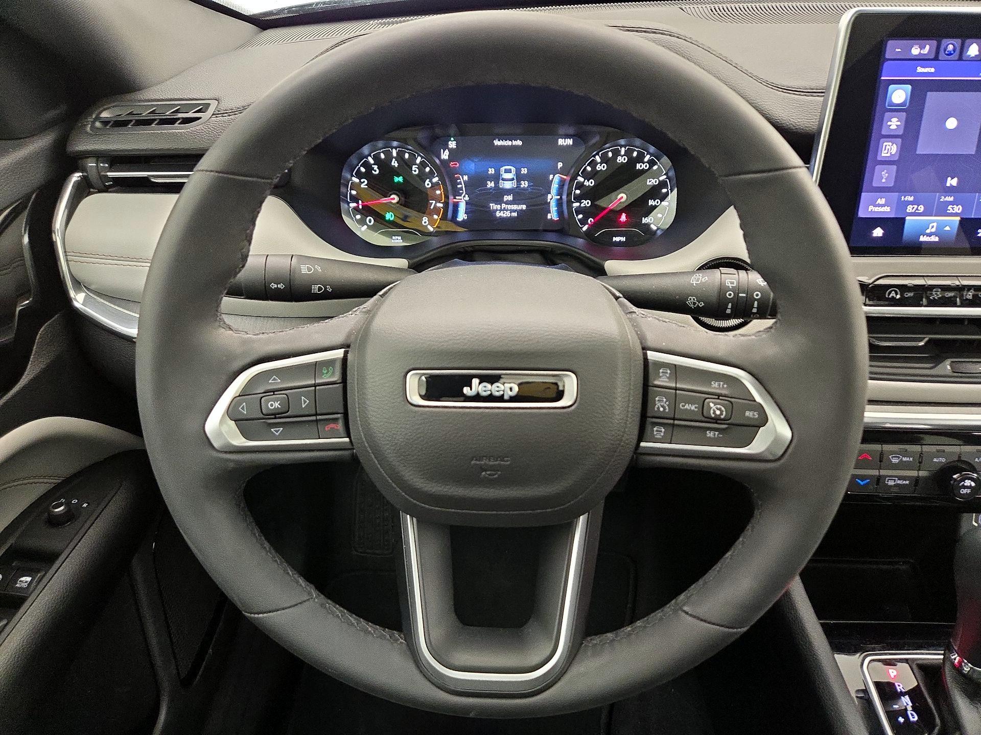 Thumbnail: 2023 Jeep Compass - 10