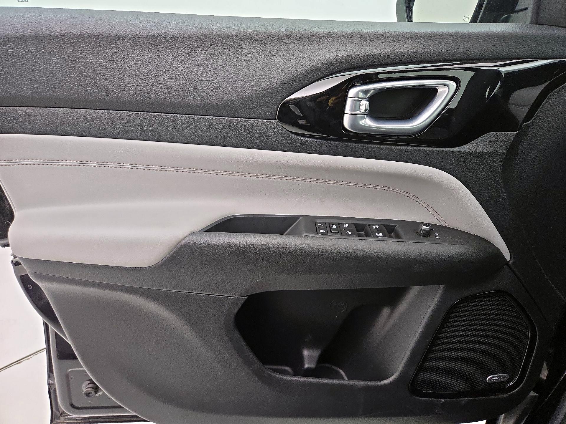 Thumbnail: 2023 Jeep Compass - 12