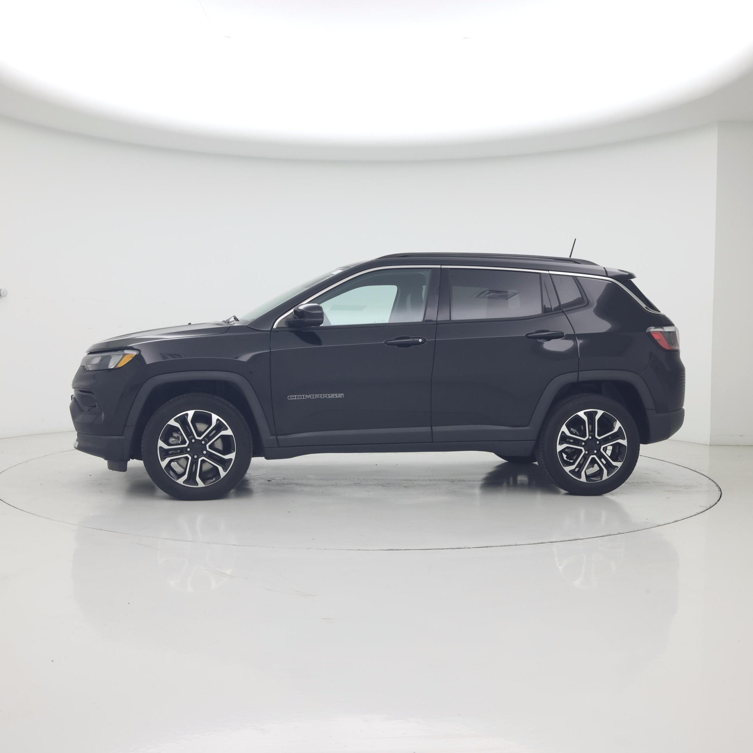 Thumbnail: 2023 Jeep Compass - 3