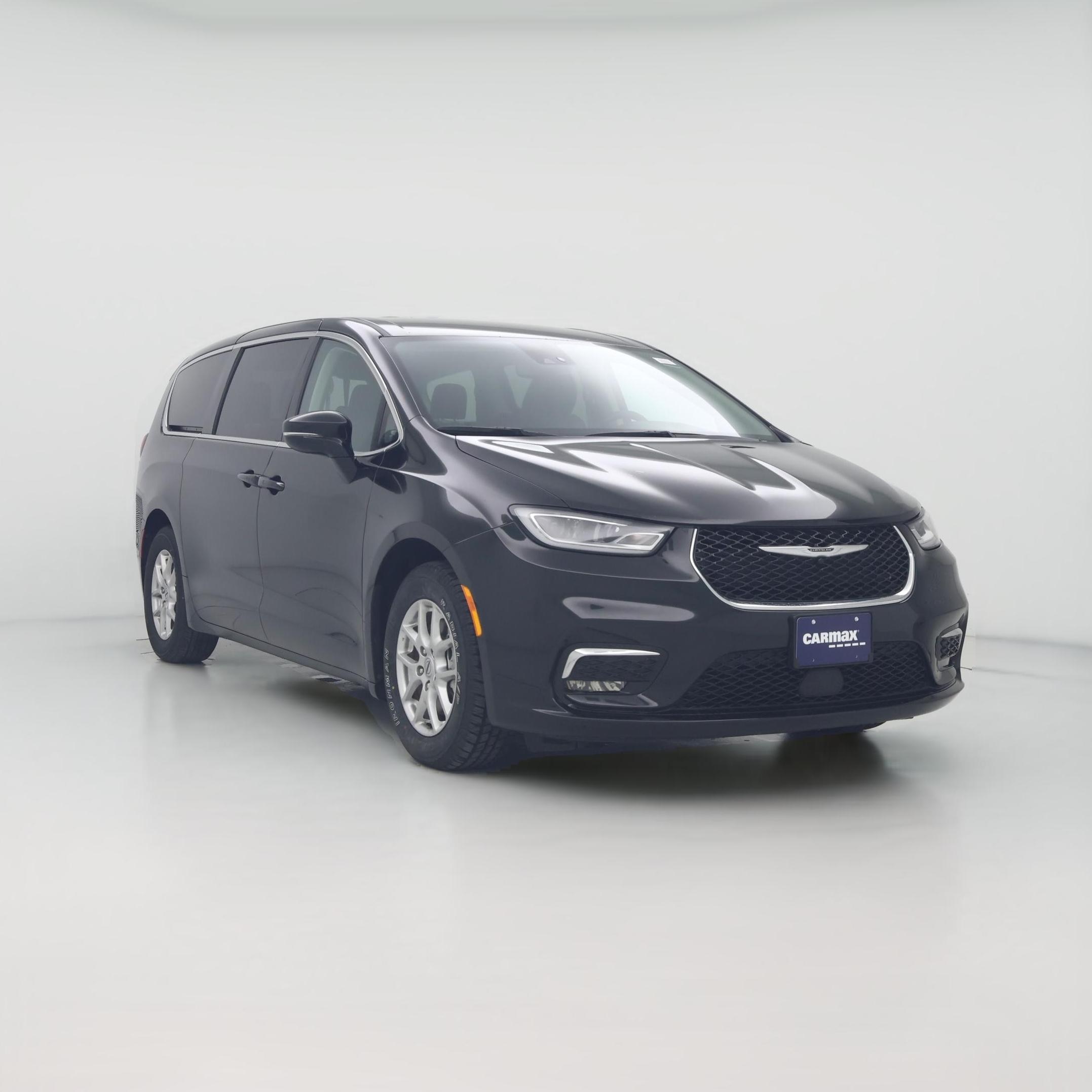 Thumbnail: 2024 Chrysler Pacifica - 1