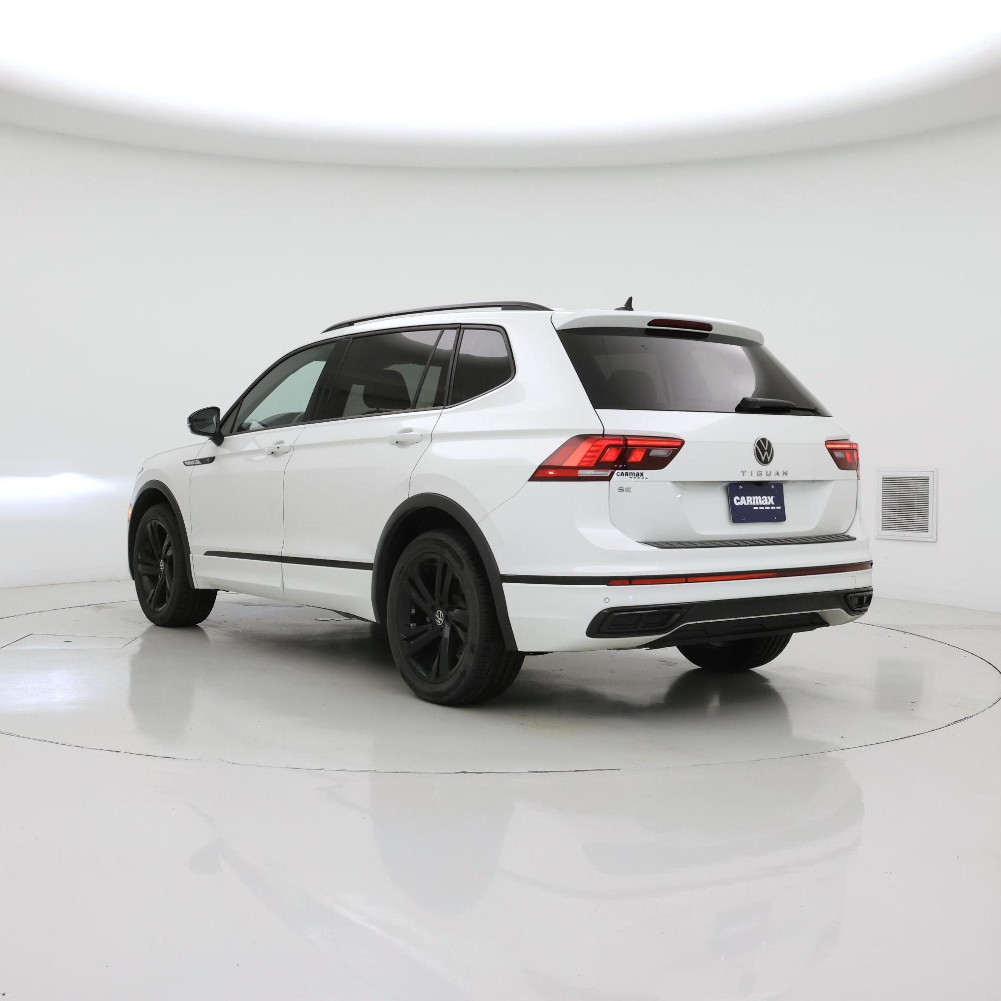 Thumbnail: 2024 Volkswagen Tiguan - 2