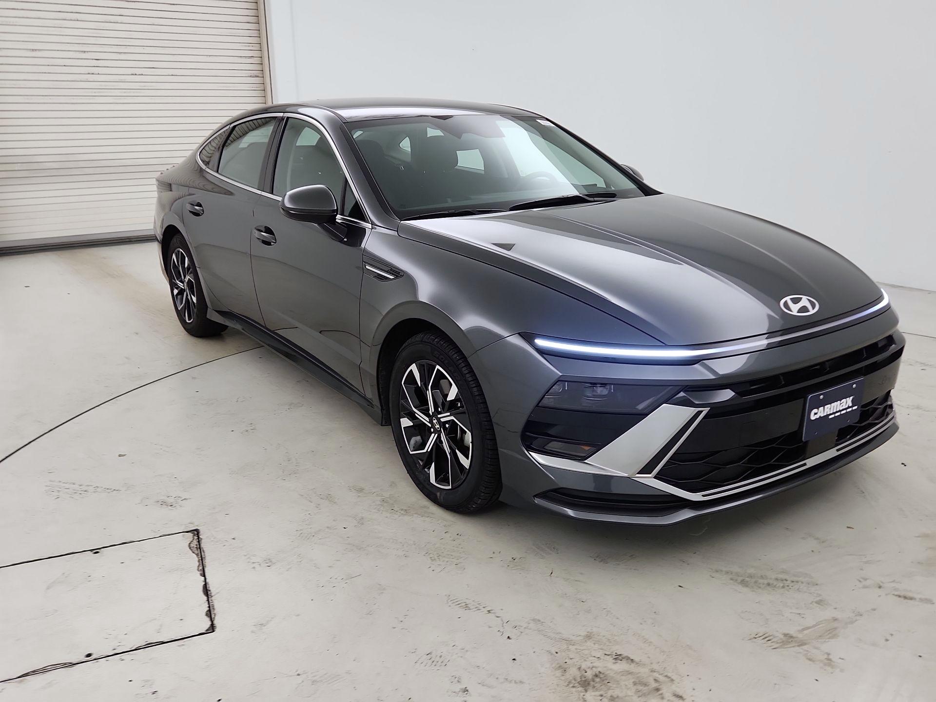 Thumbnail: 2025 Hyundai Sonata - 1