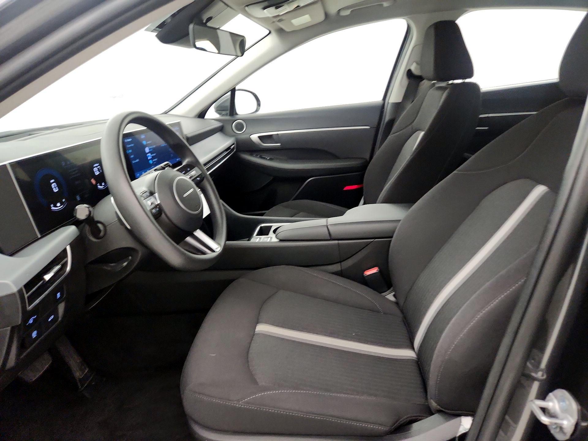 Thumbnail: 2025 Hyundai Sonata - 9
