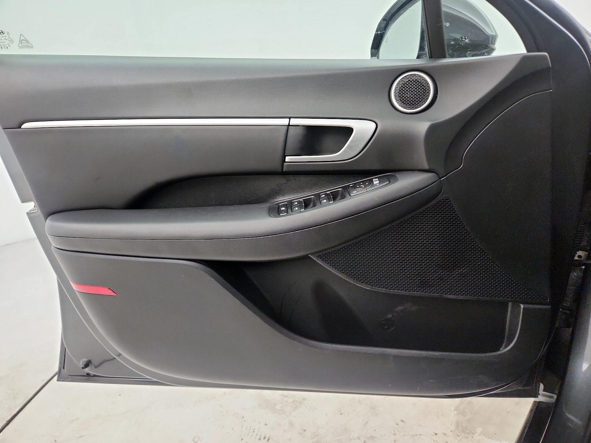 Thumbnail: 2025 Hyundai Sonata - 10