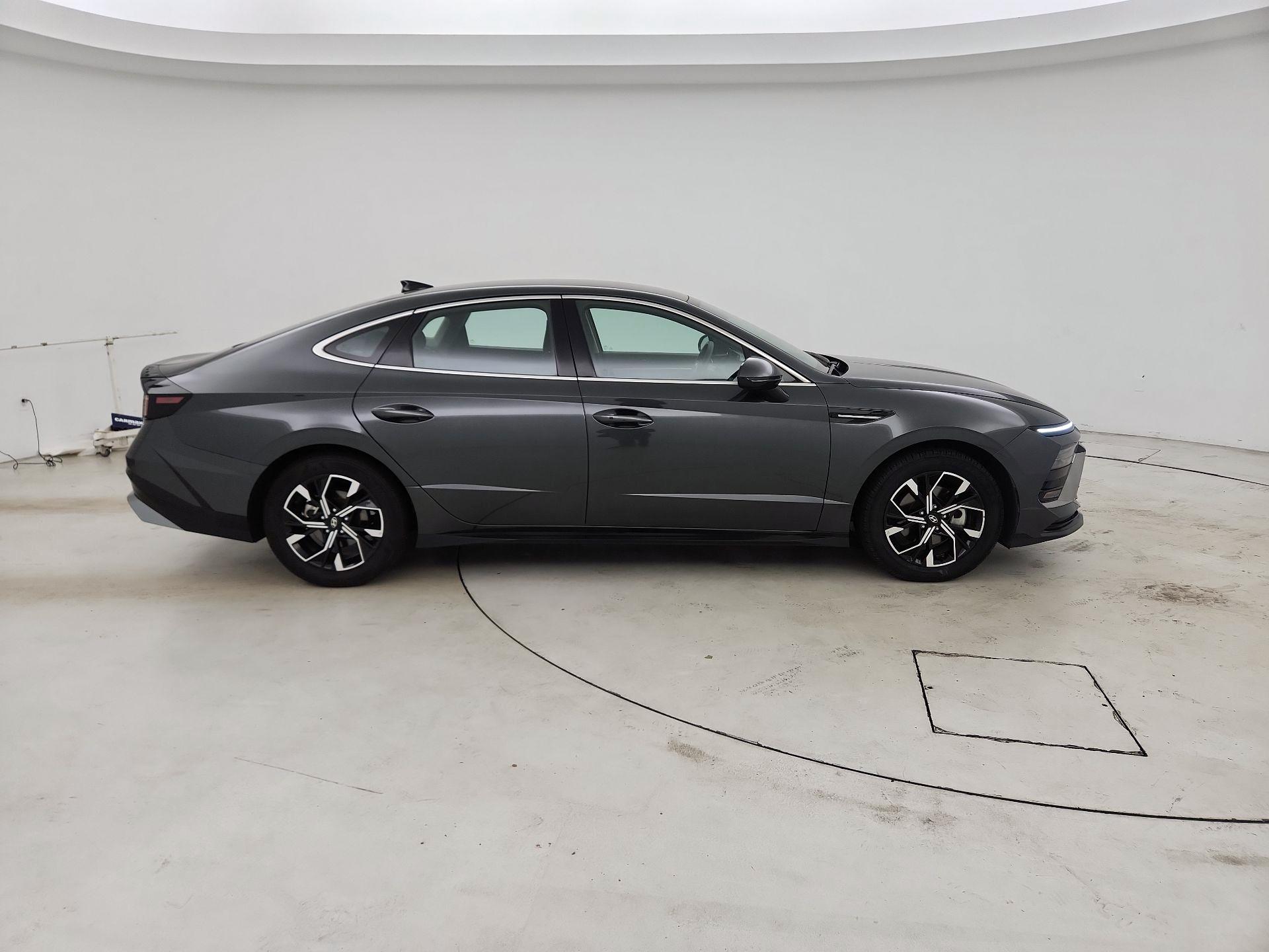 Thumbnail: 2025 Hyundai Sonata - 4