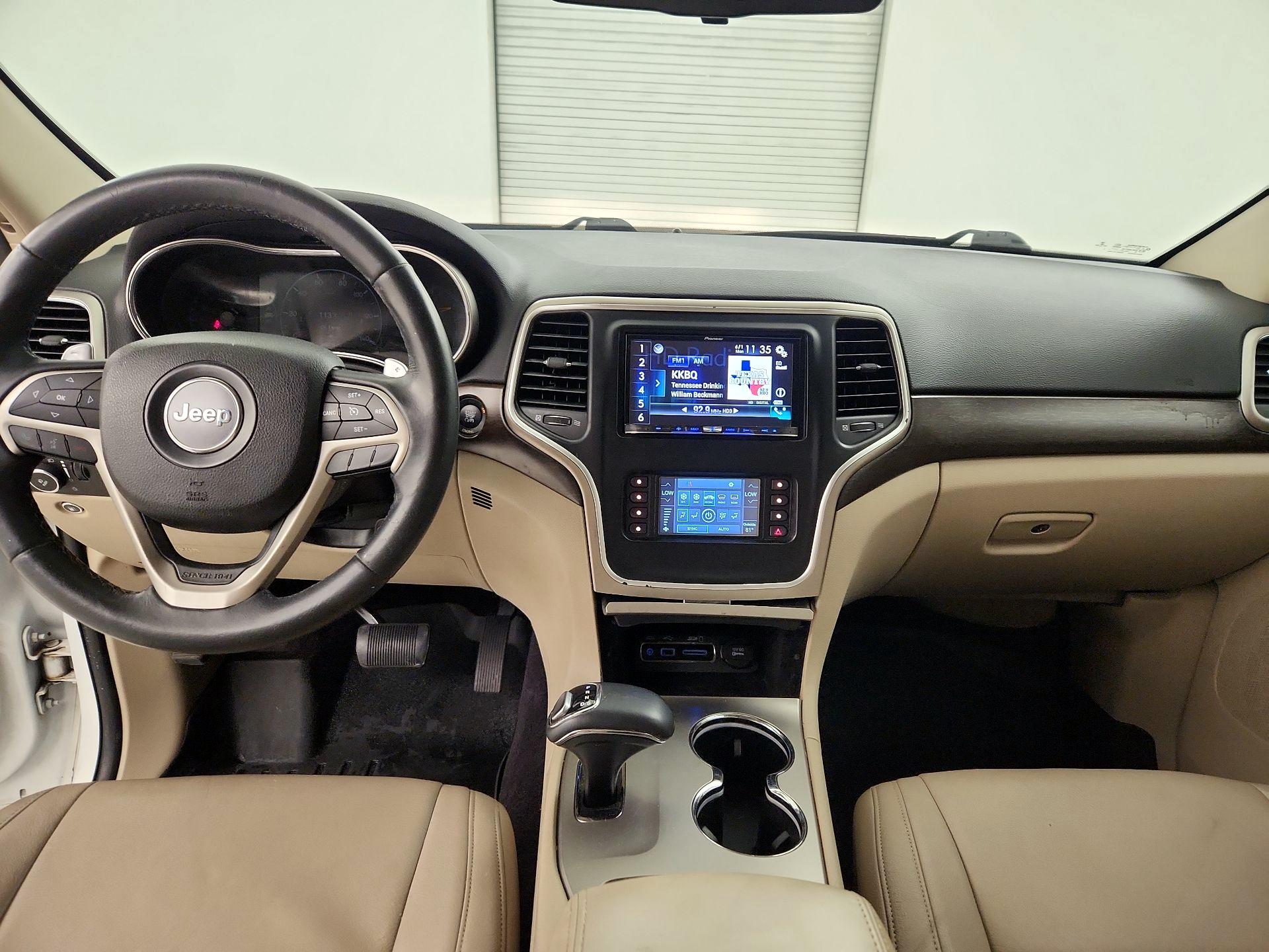 Thumbnail: 2015 Jeep Grand Cherokee - 9