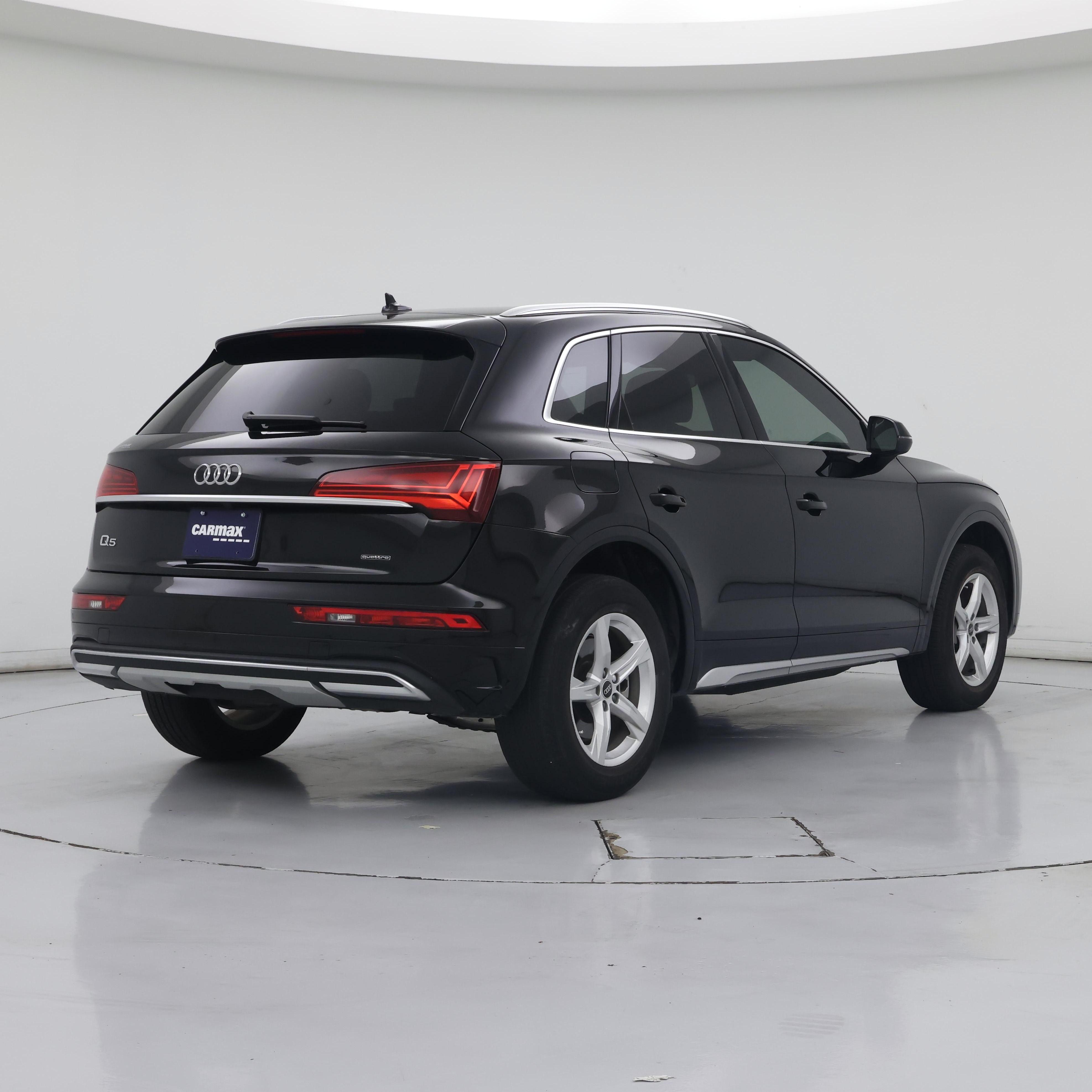 Thumbnail: 2023 Audi Q5 - 8