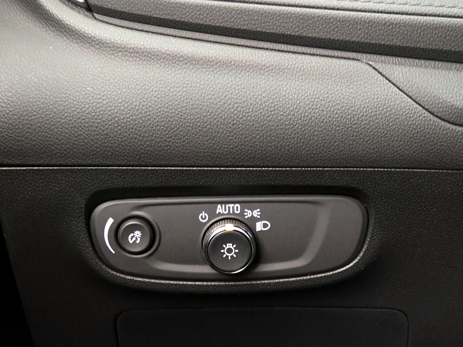 Thumbnail: 2024 Buick Encore GX - 13