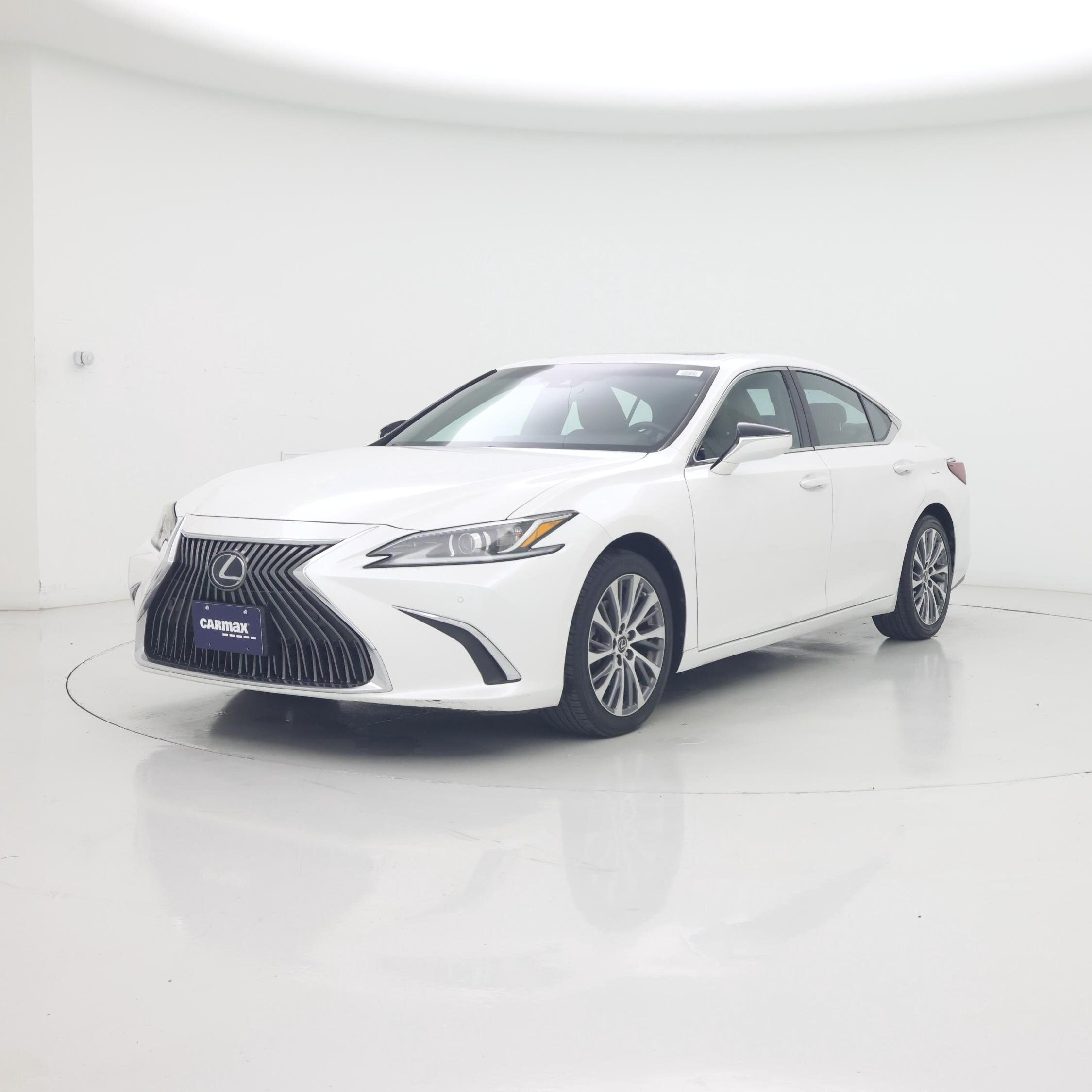 Thumbnail: 2019 Lexus ES - 4