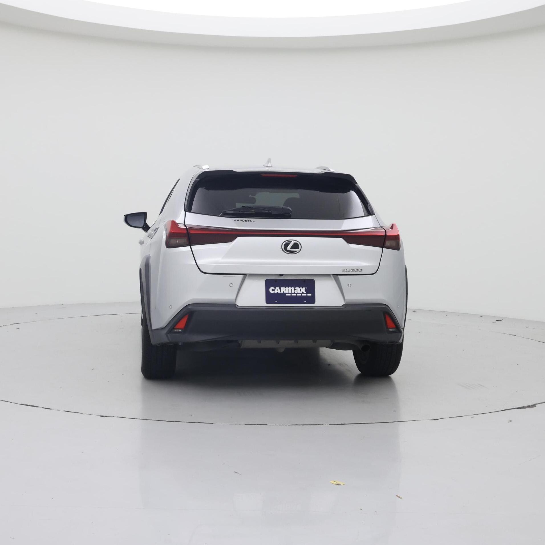 Thumbnail: 2020 Lexus UX - 6