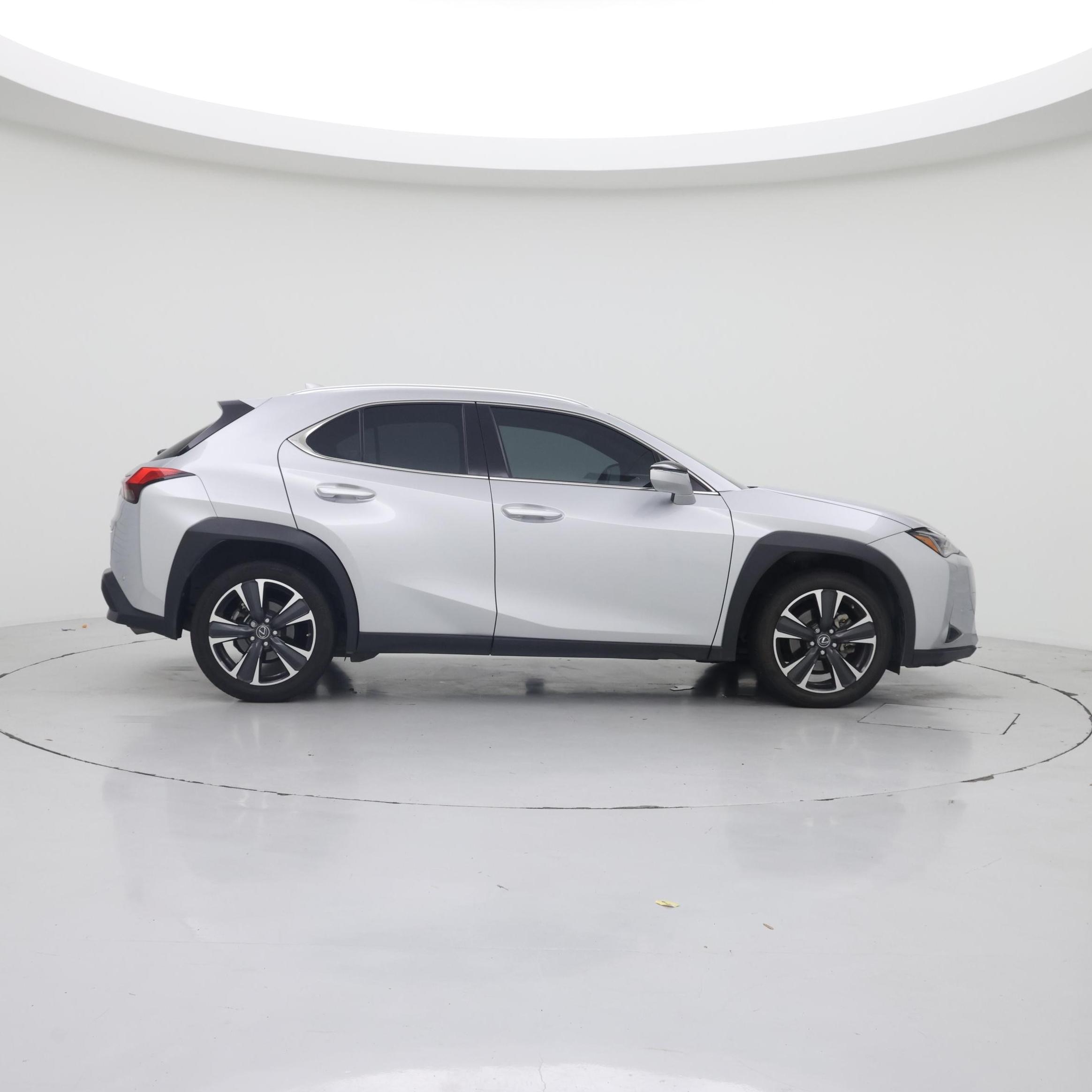 Thumbnail: 2020 Lexus UX - 7