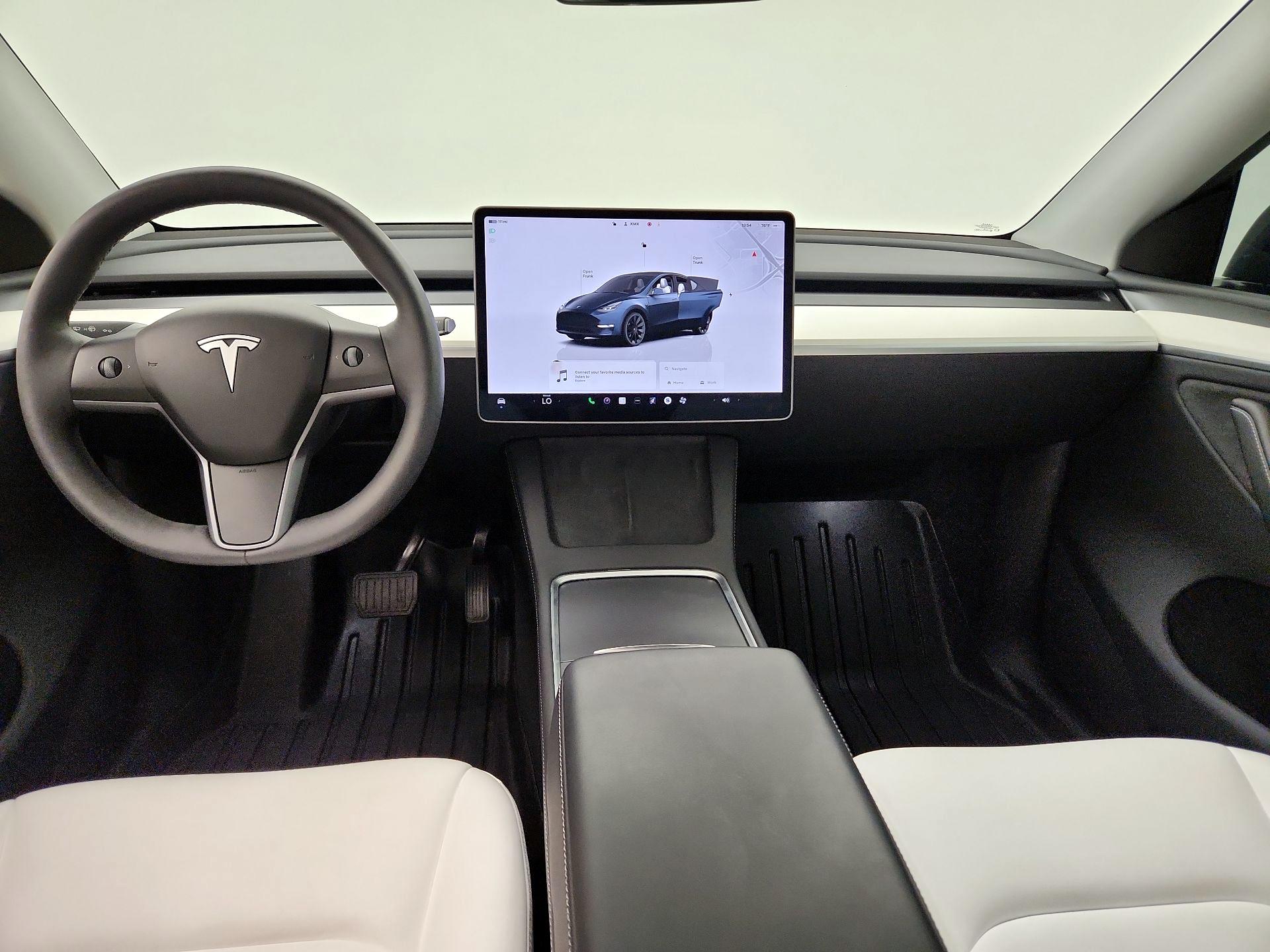 Thumbnail: 2024 Tesla Model Y - 9
