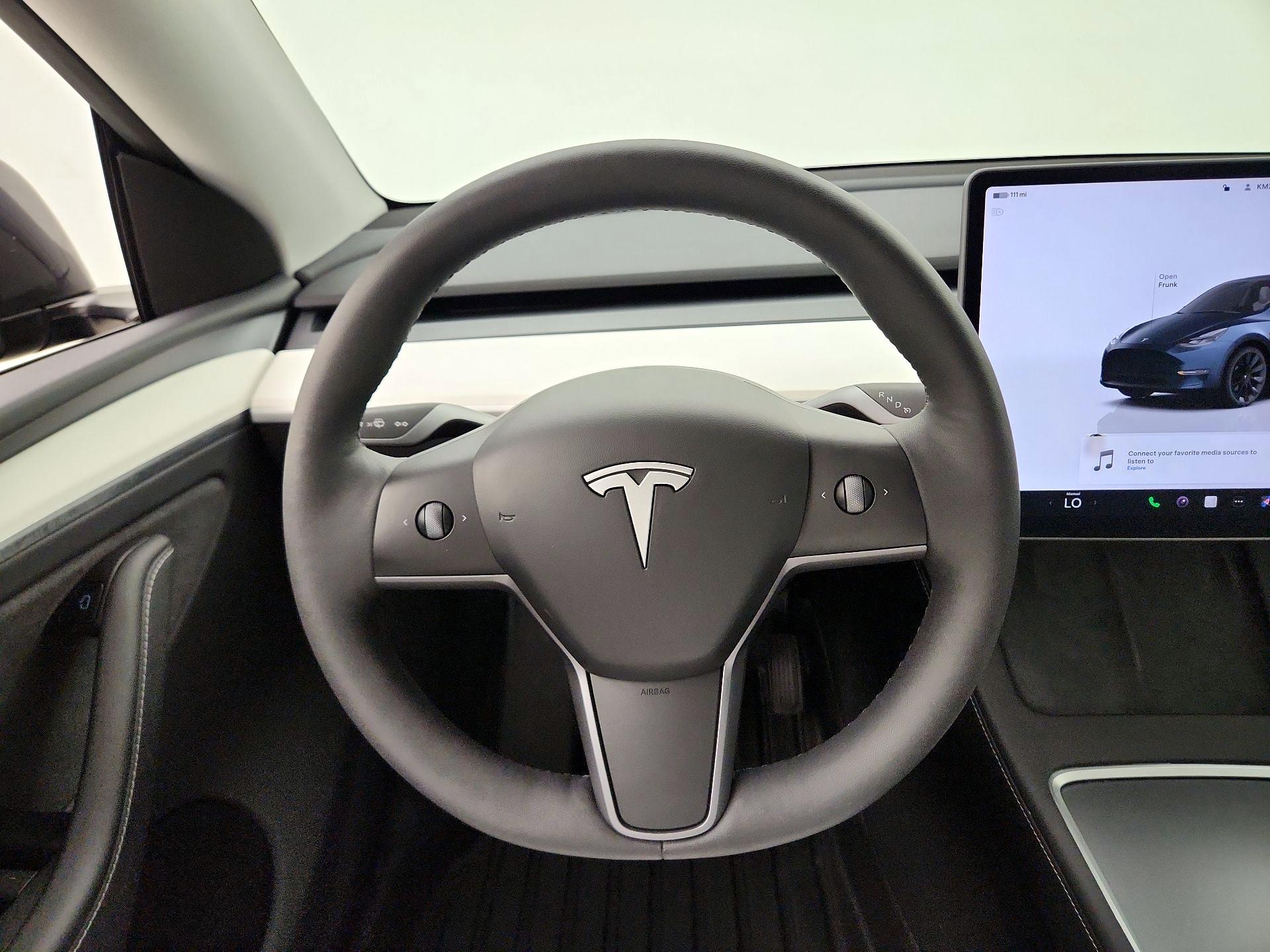 Thumbnail: 2024 Tesla Model Y - 10