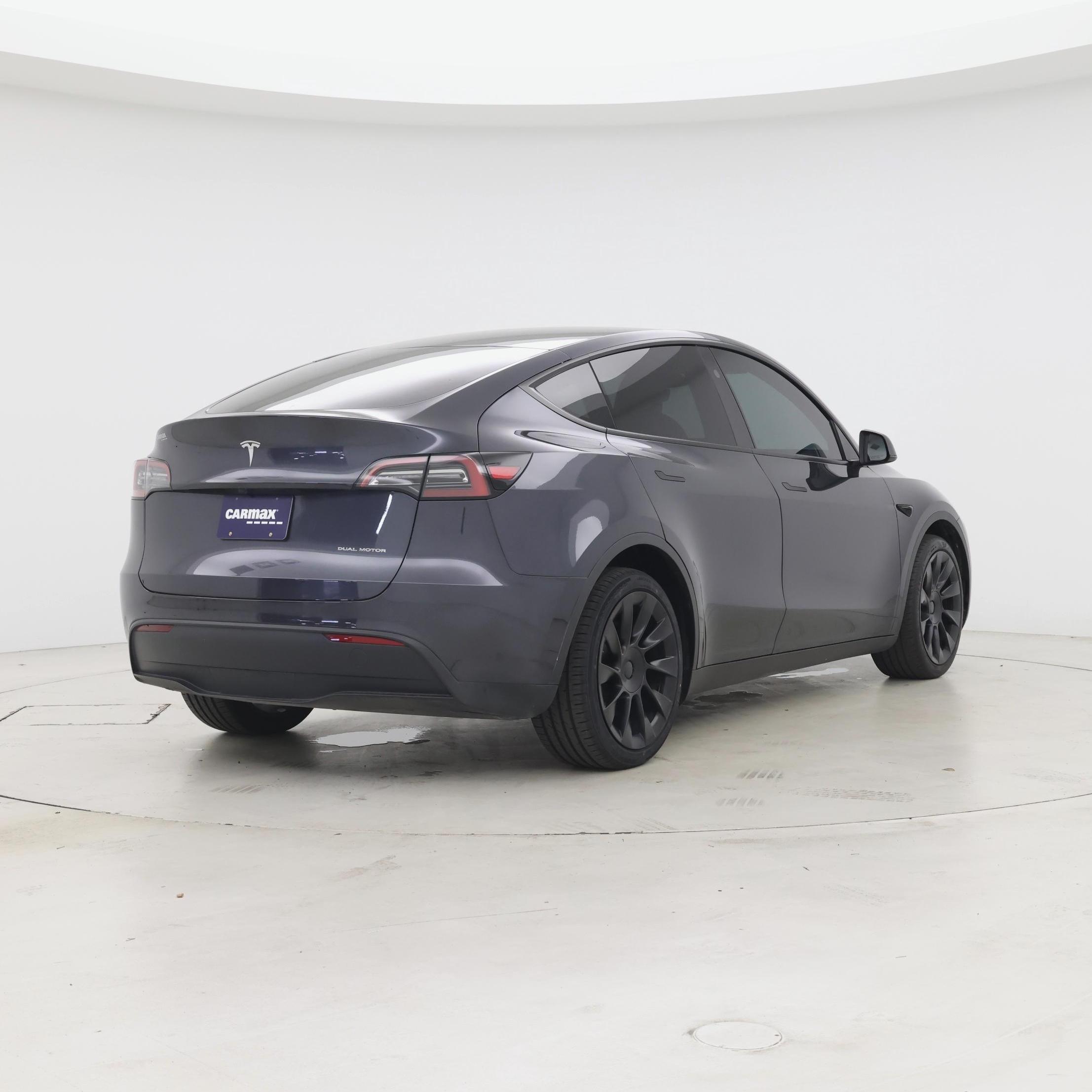 Thumbnail: 2024 Tesla Model Y - 8