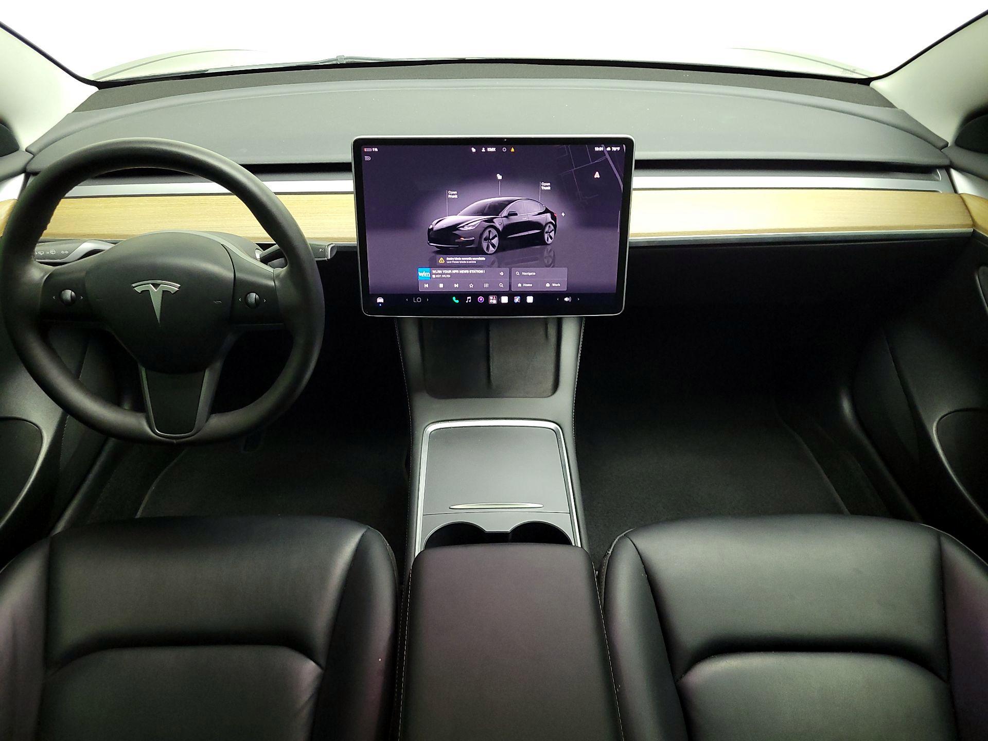 Thumbnail: 2023 Tesla Model 3 - 9