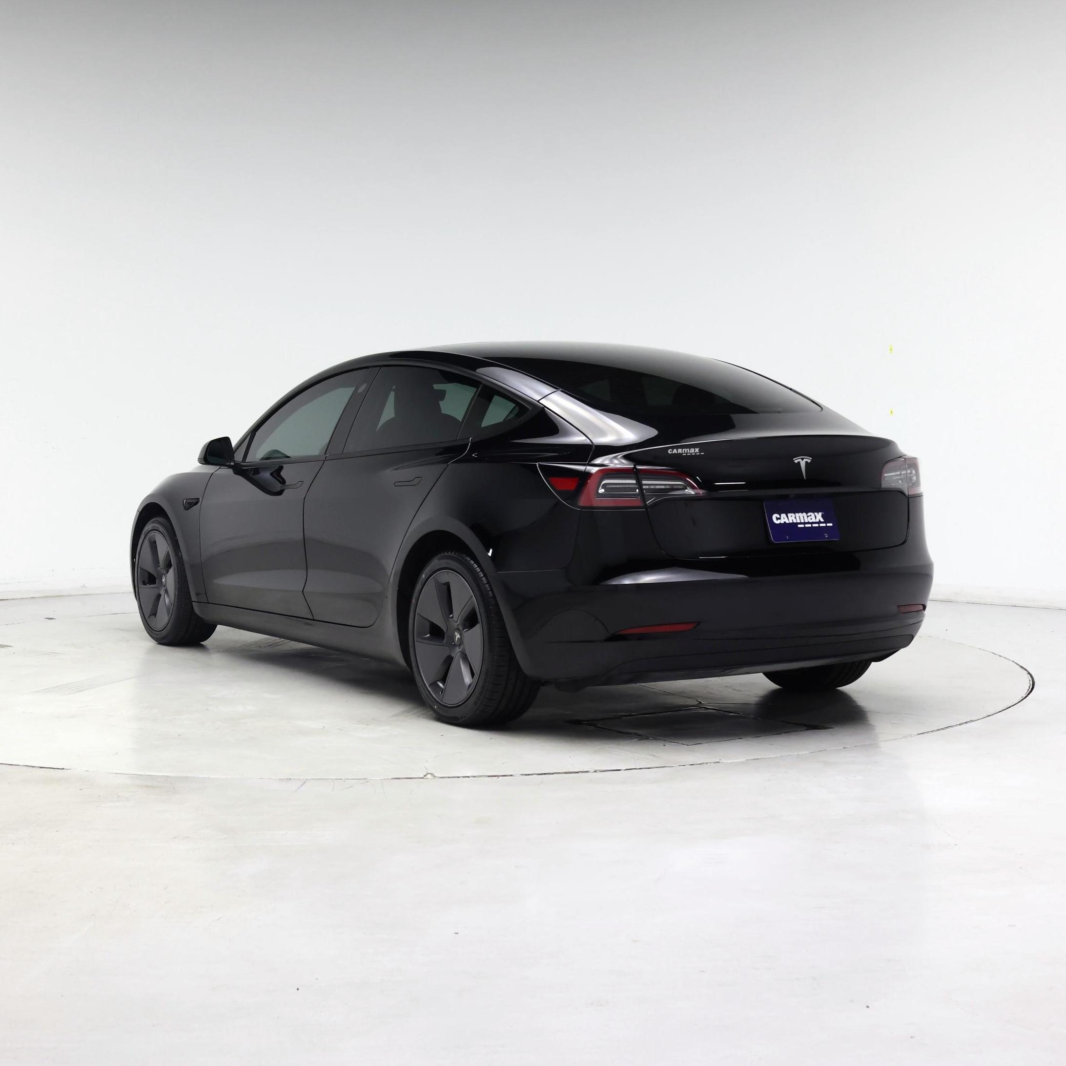 Thumbnail: 2023 Tesla Model 3 - 2