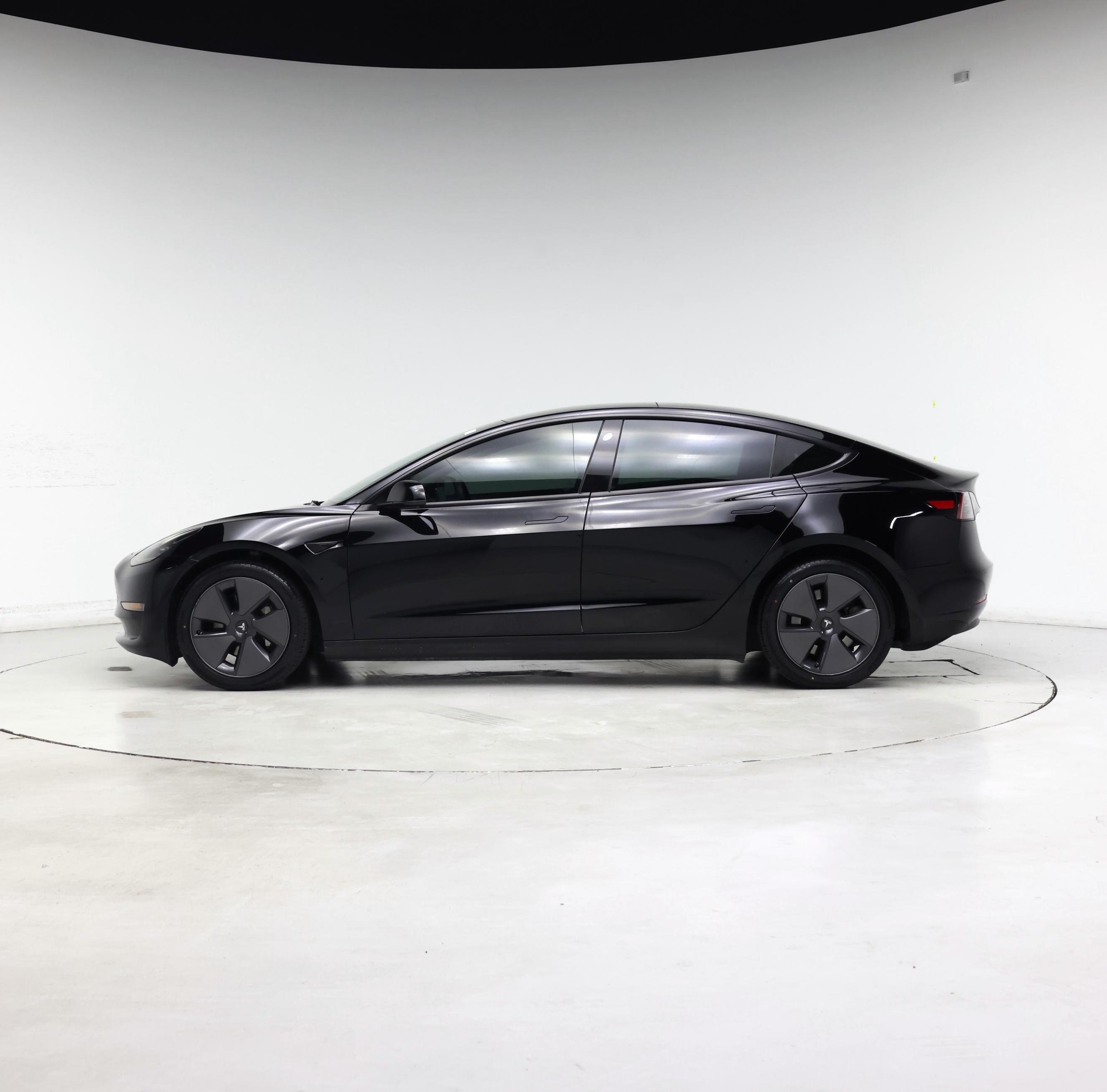 Thumbnail: 2023 Tesla Model 3 - 3