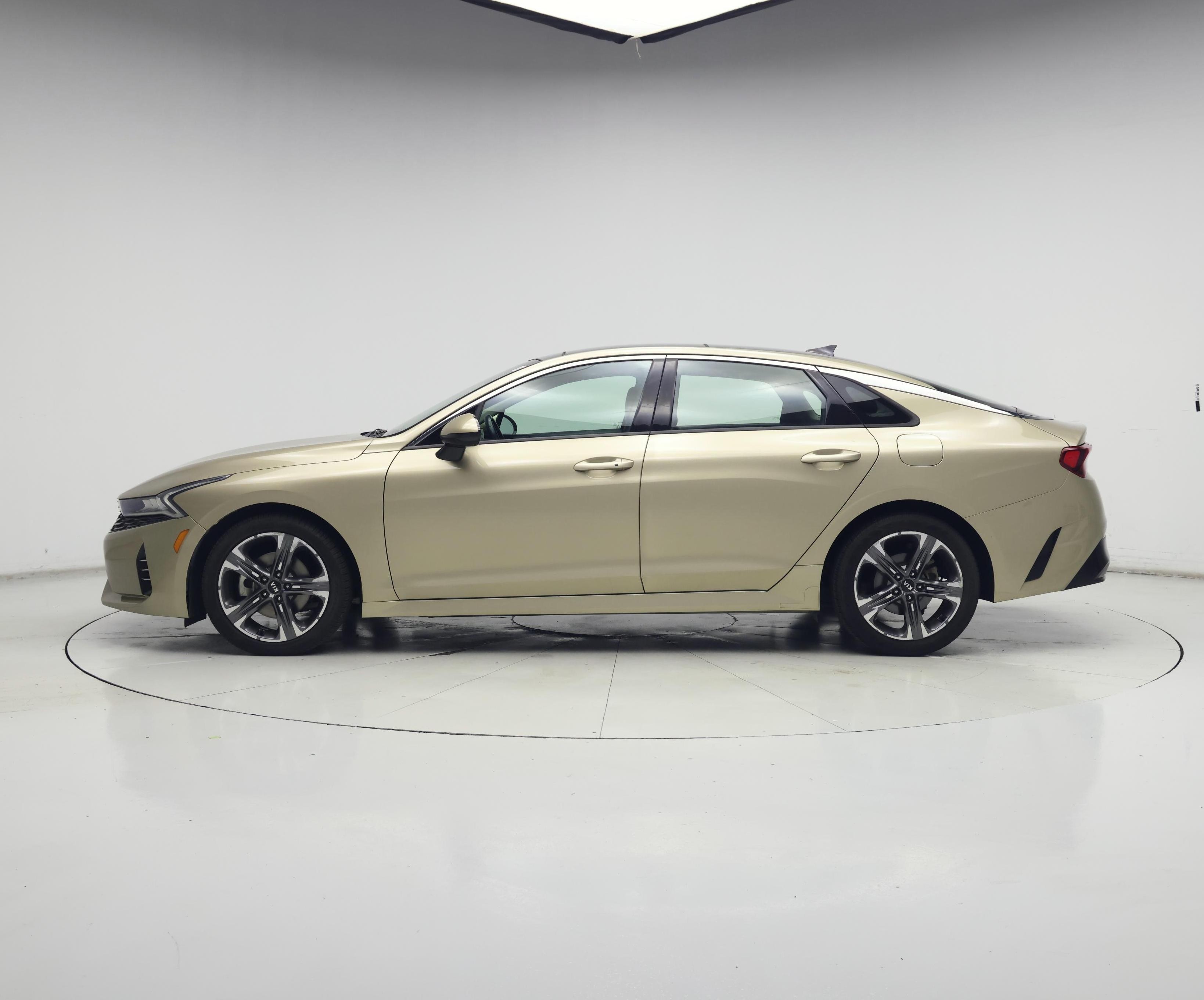Thumbnail: 2021 Kia K5 - 3