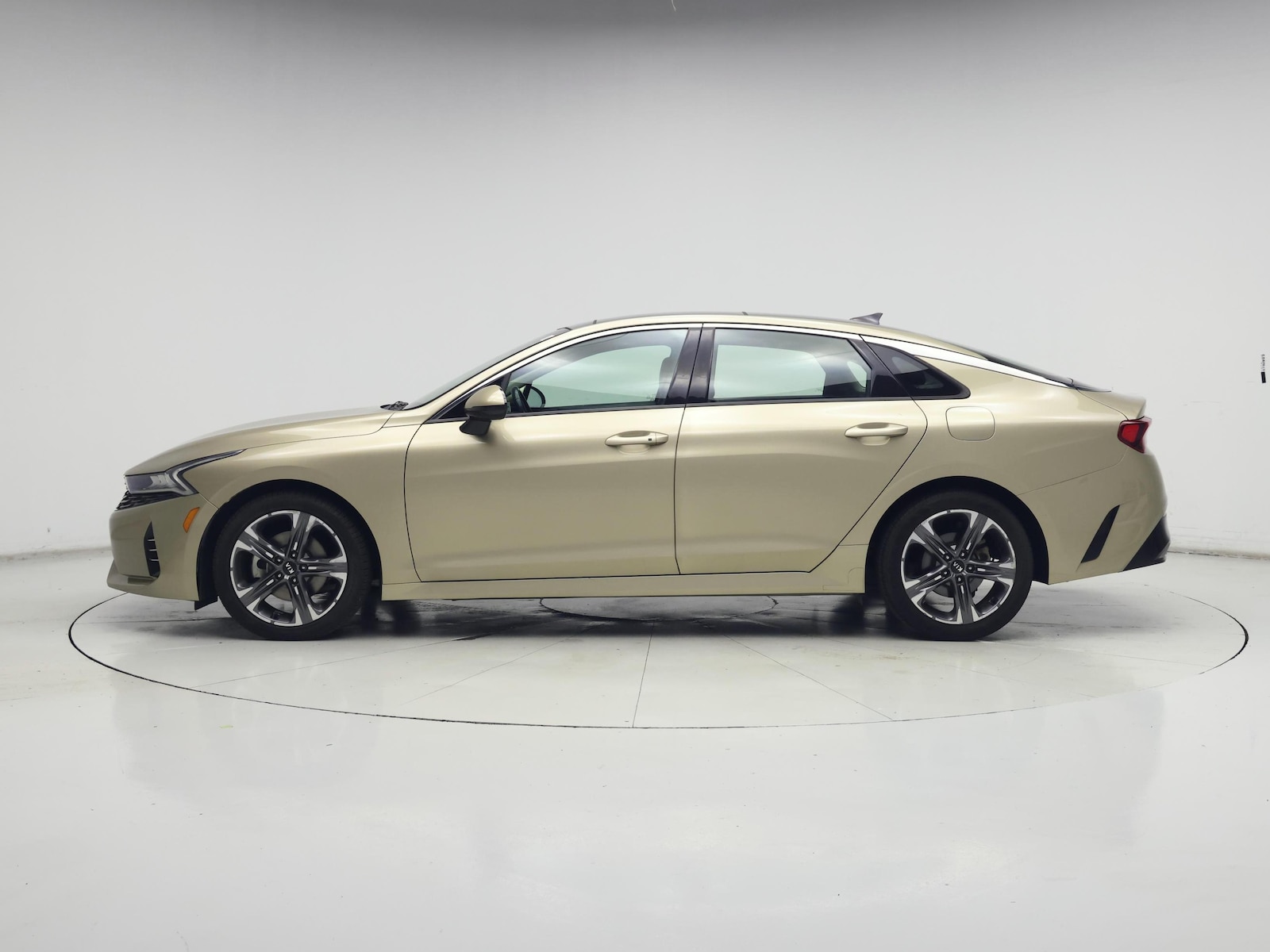 2021 Kia K5 EX - Photo 4