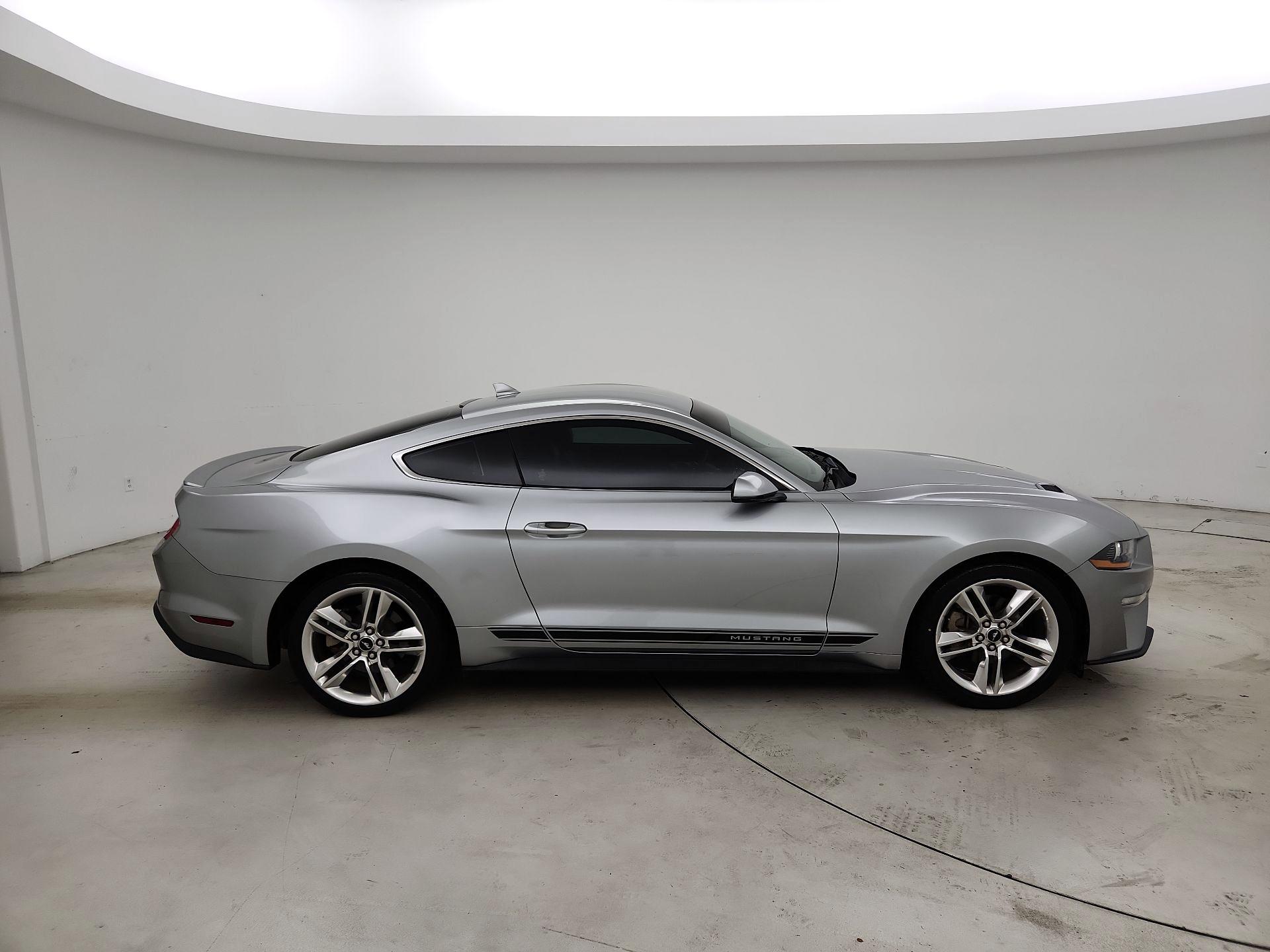 Thumbnail: 2020 Ford Mustang - 4