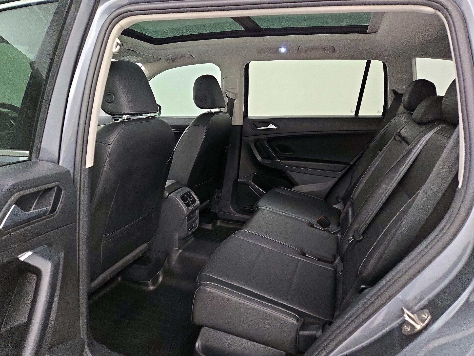 Thumbnail: 2020 Volkswagen Tiguan - 20