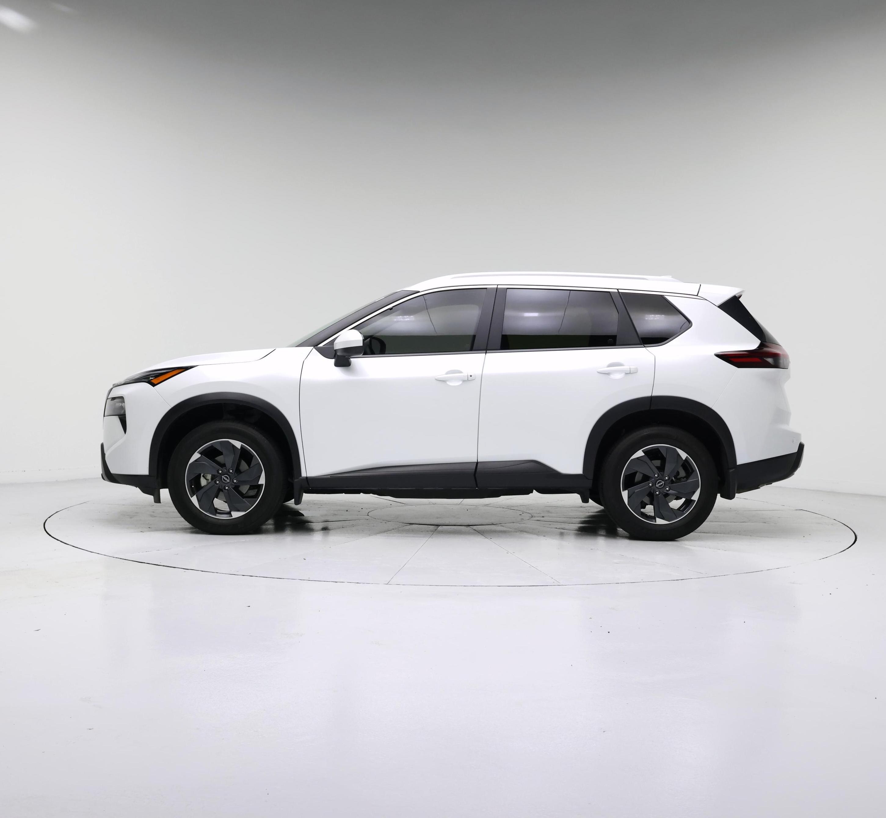 Thumbnail: 2024 Nissan Rogue - 3