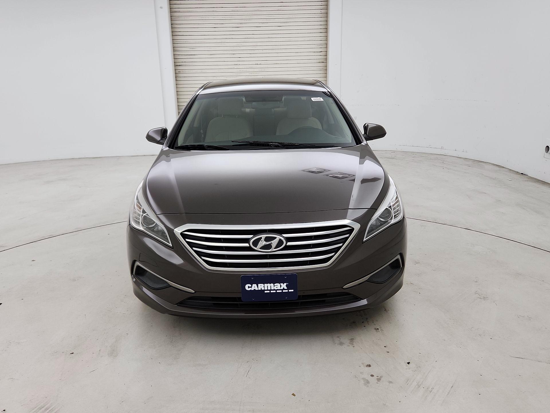 Thumbnail: 2016 Hyundai Sonata - 2