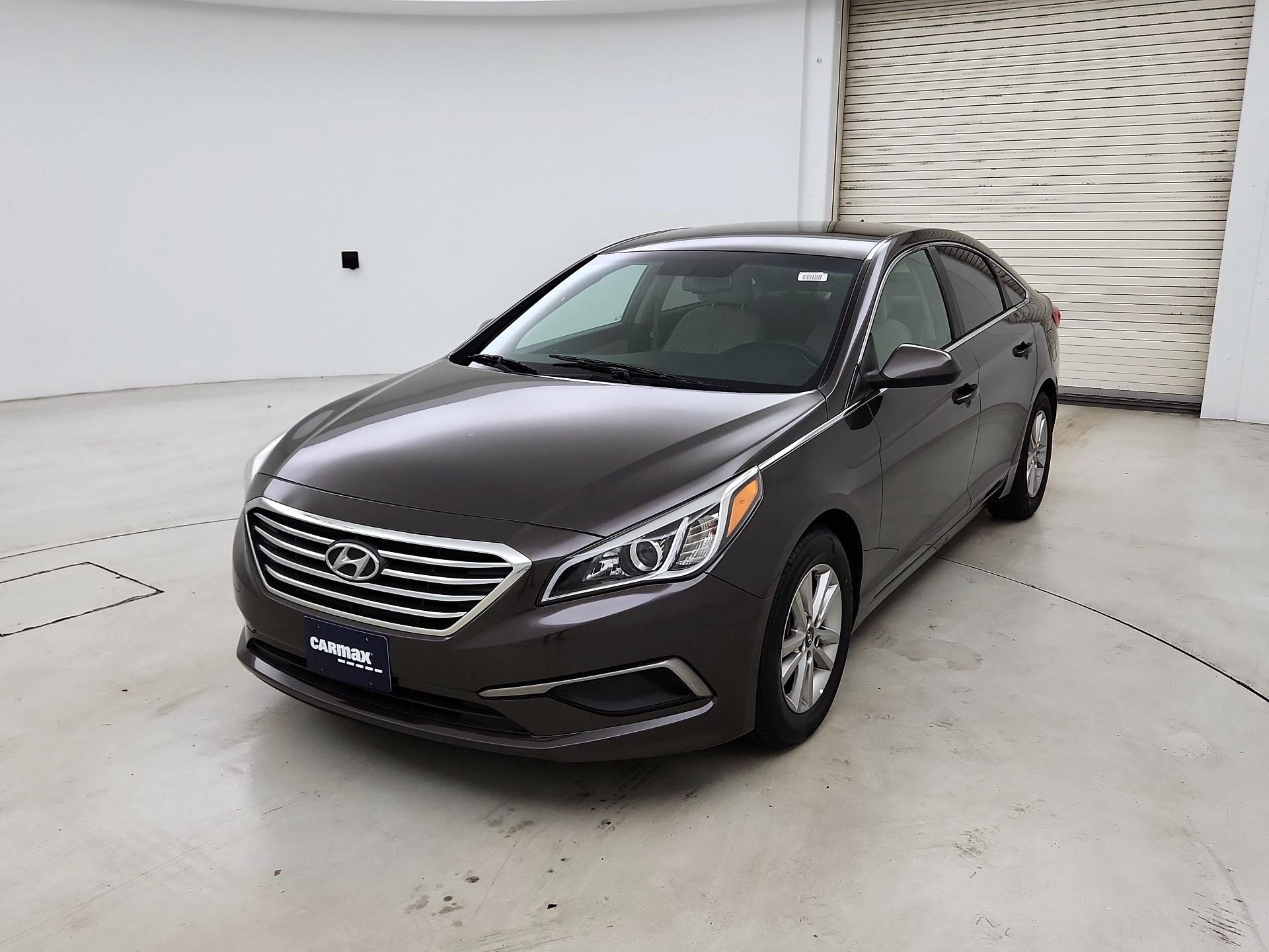 Thumbnail: 2016 Hyundai Sonata - 3