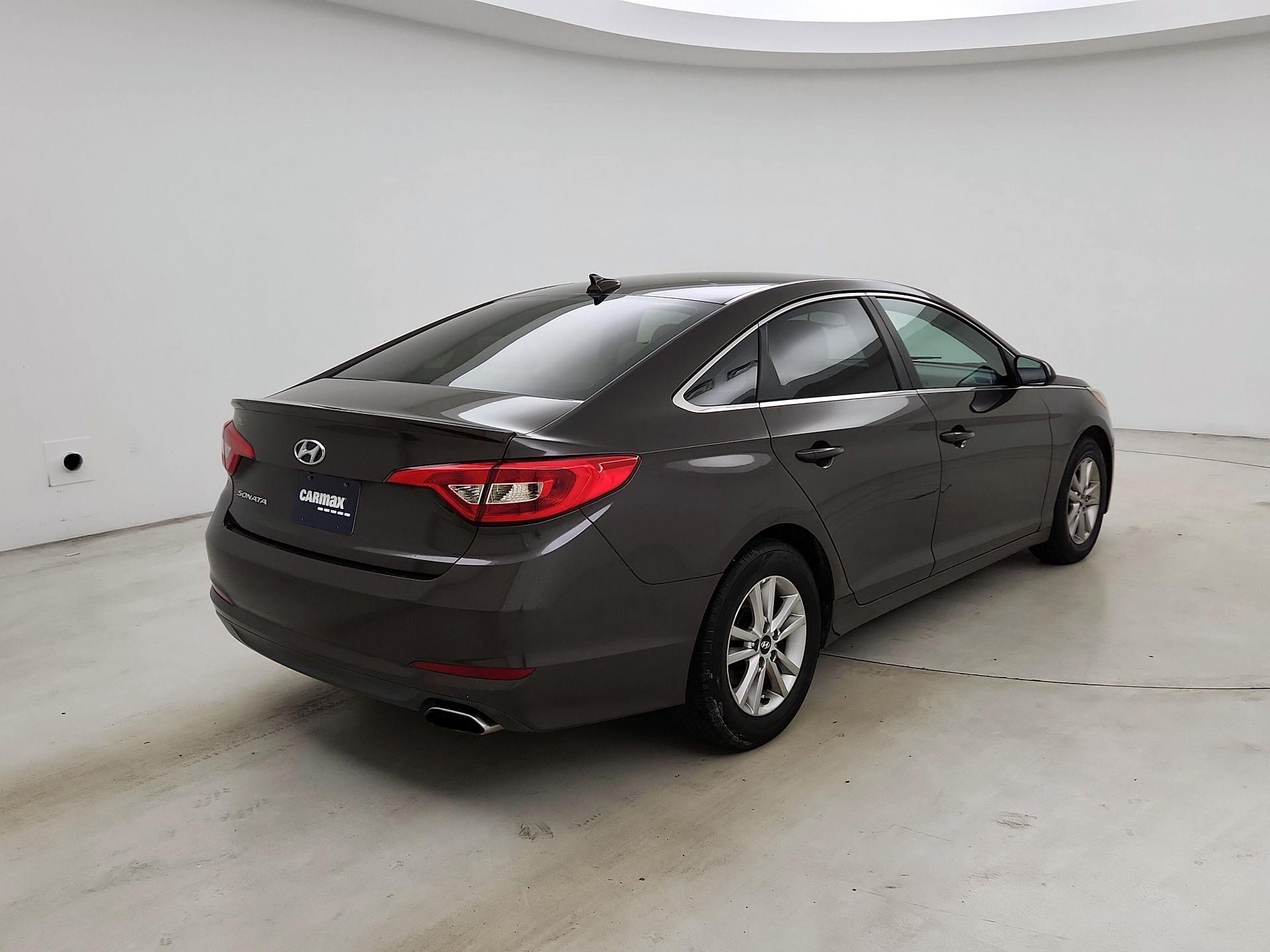 Thumbnail: 2016 Hyundai Sonata - 5