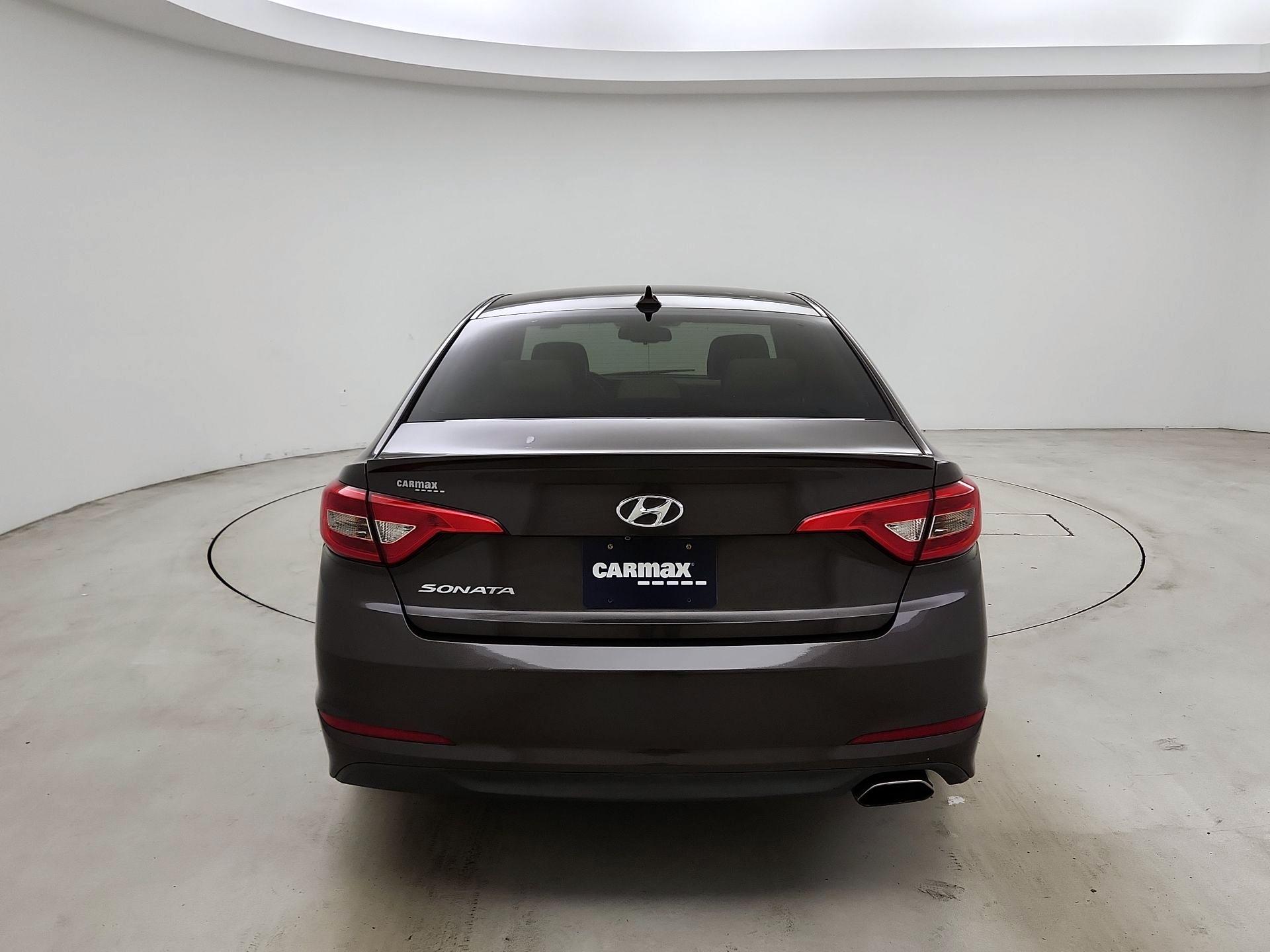Thumbnail: 2016 Hyundai Sonata - 6