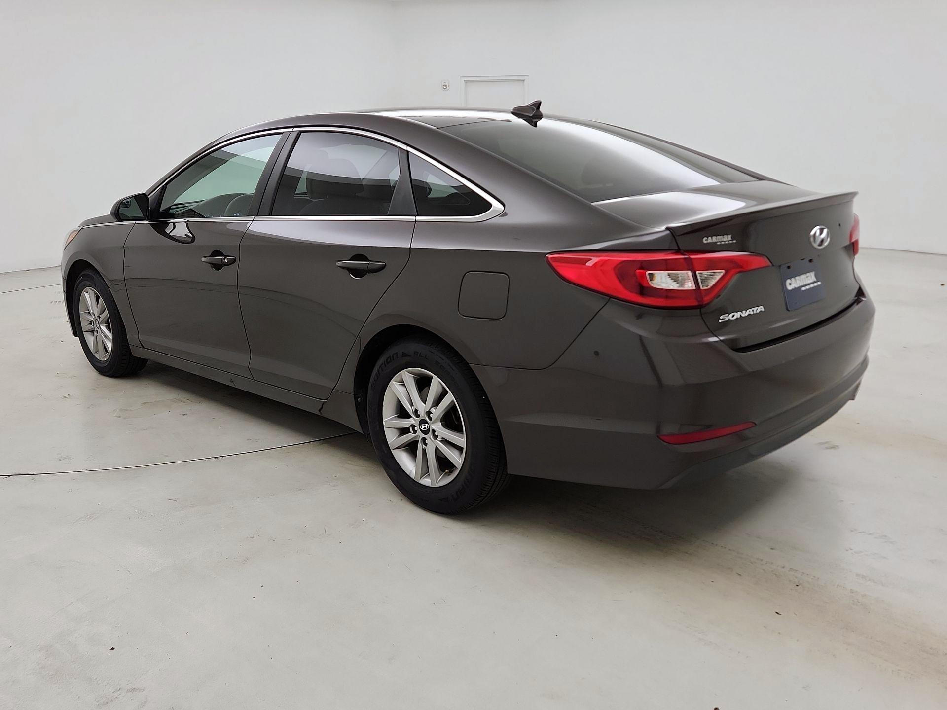 Thumbnail: 2016 Hyundai Sonata - 7