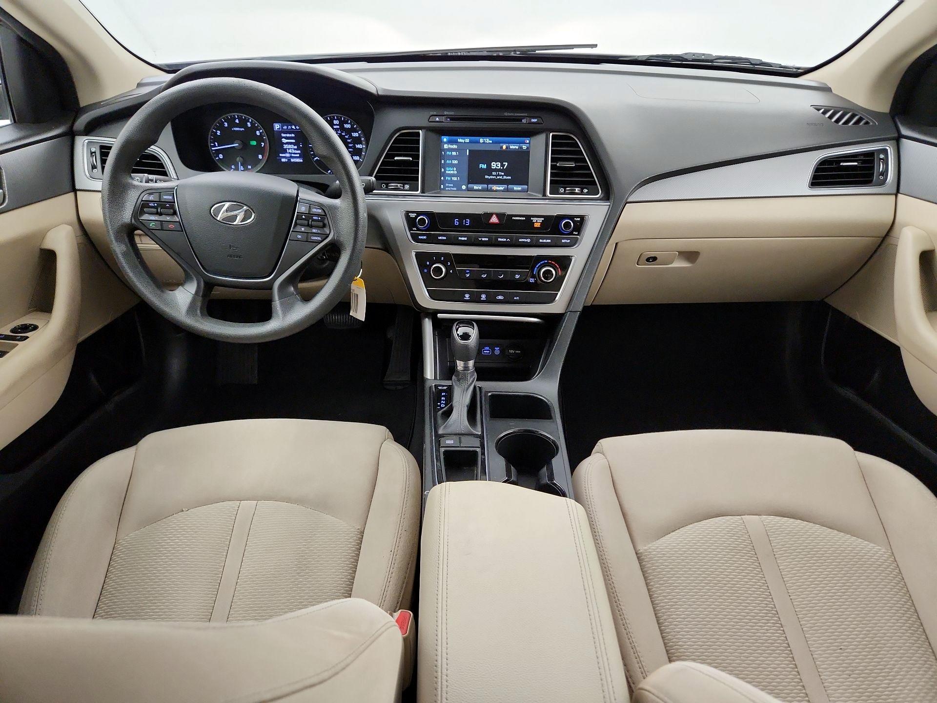Thumbnail: 2016 Hyundai Sonata - 8