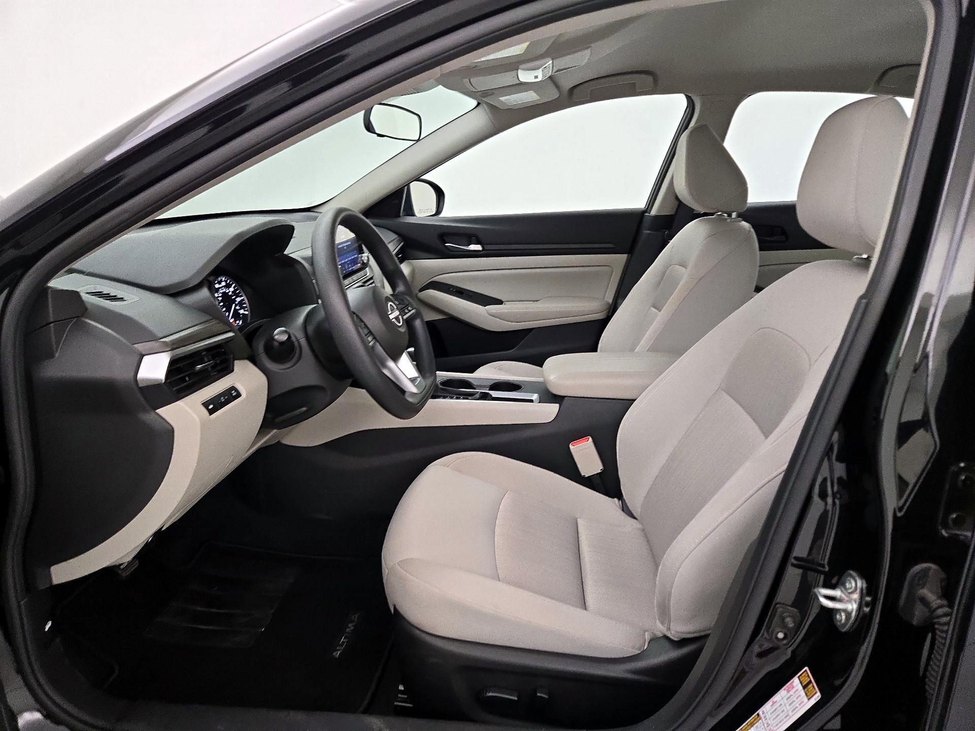 Thumbnail: 2025 Nissan Altima - 11