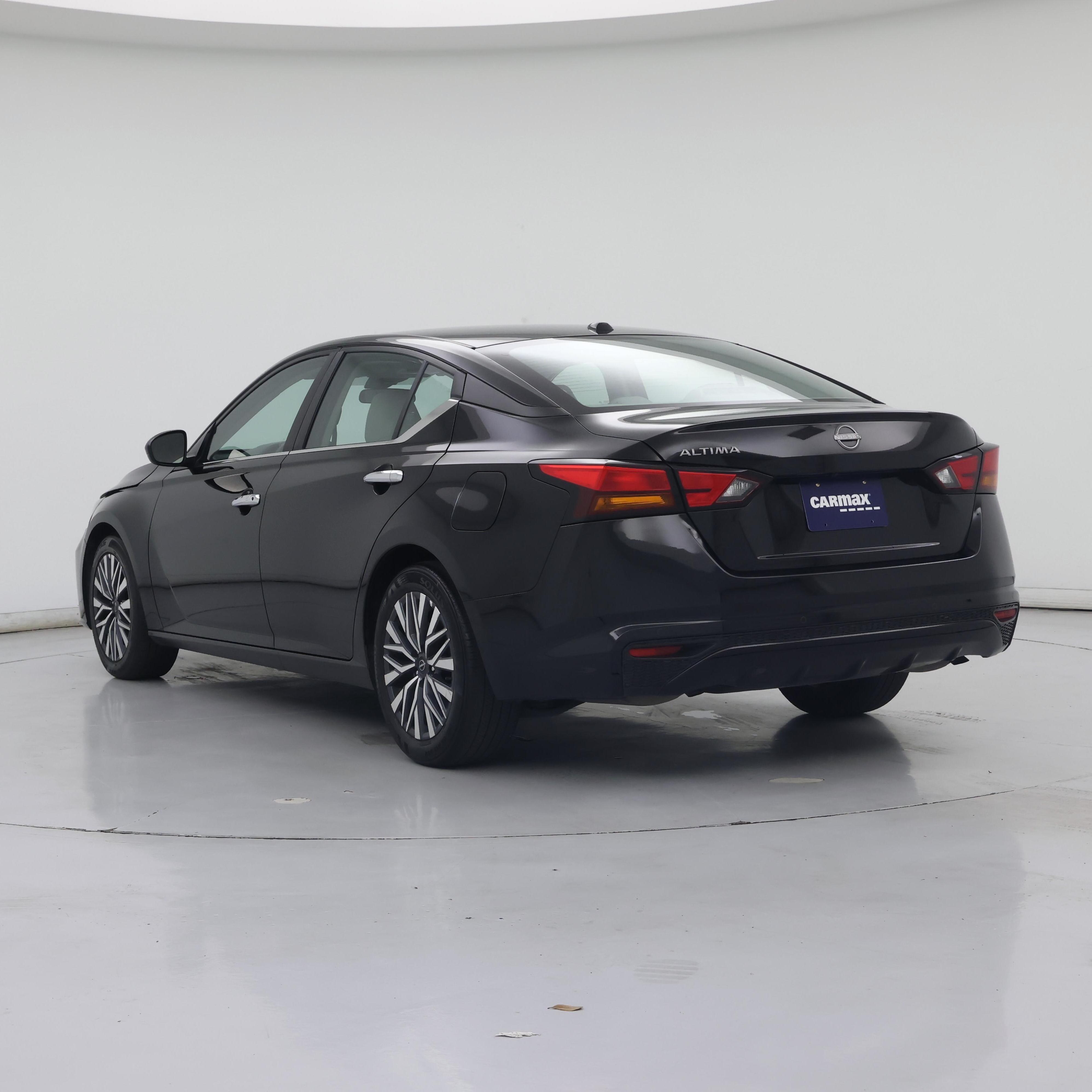 Thumbnail: 2025 Nissan Altima - 2