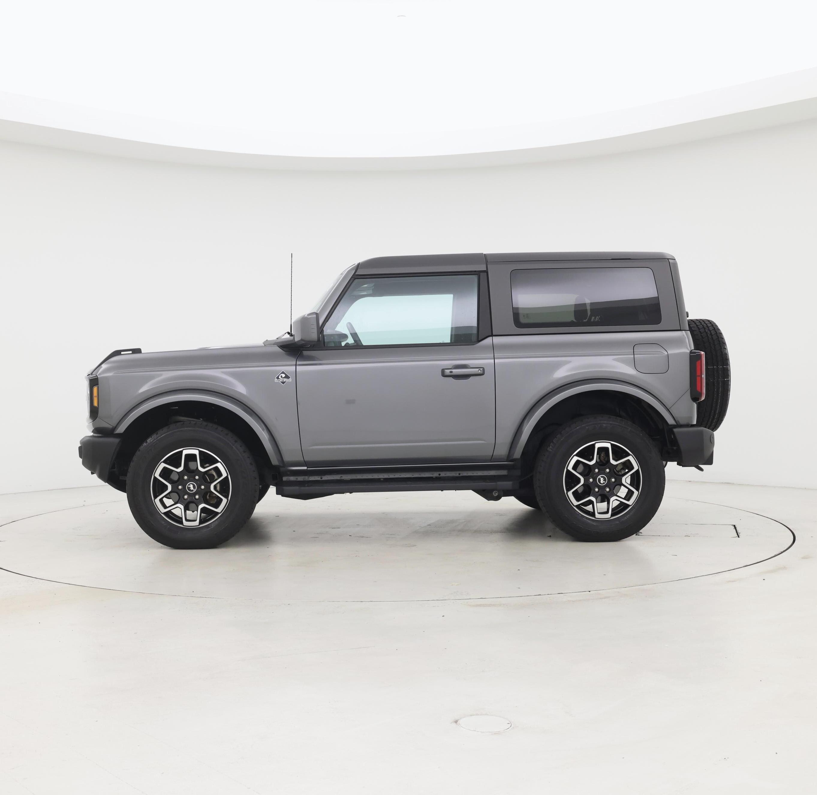 Thumbnail: 2023 Ford Bronco - 3